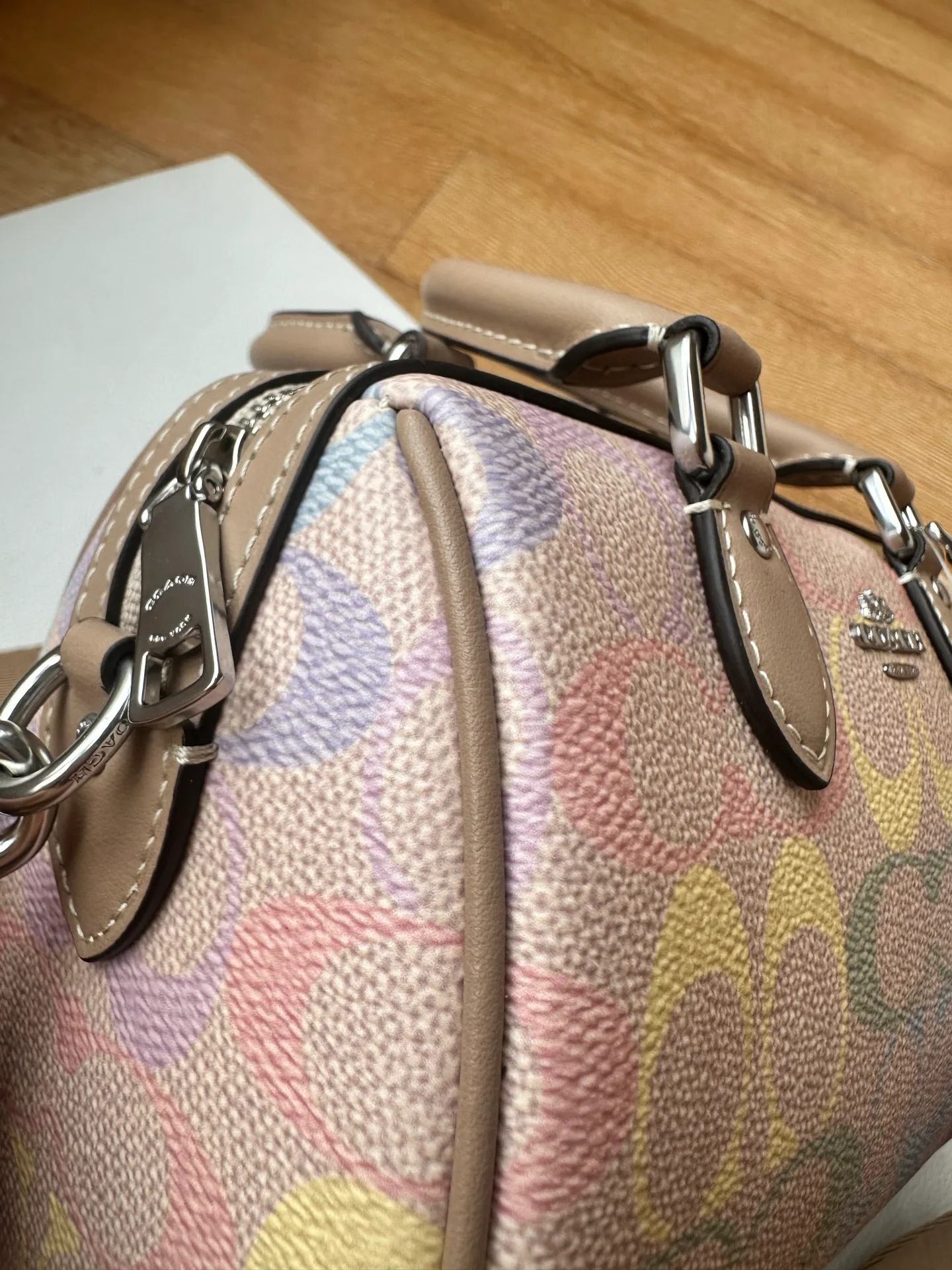 Women's Classic Handbags COACH 17961044