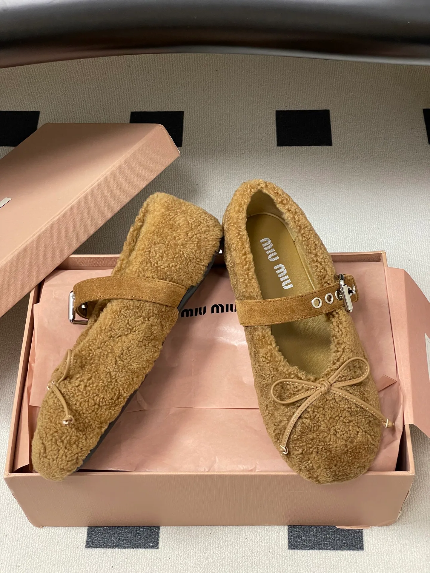 Women's Ballet Flats MIU MIU 18048981