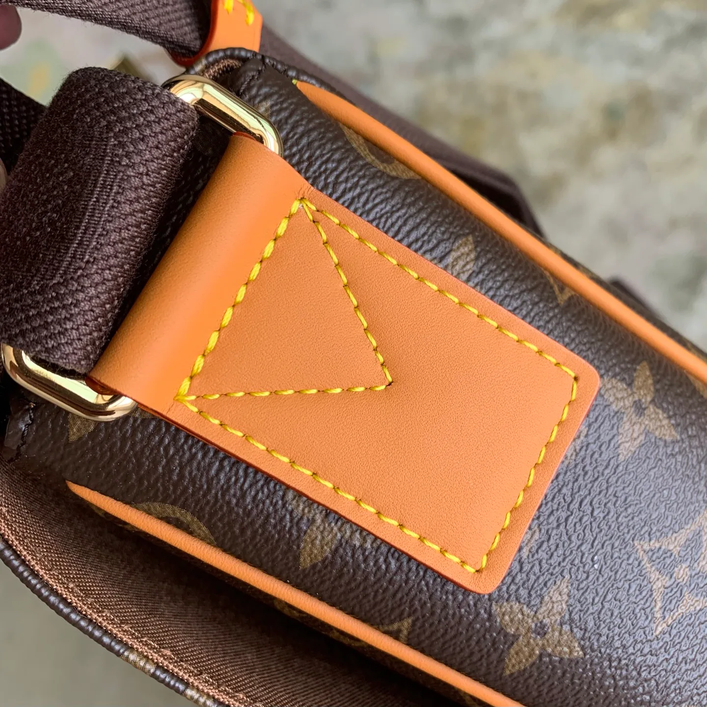 Women's Classic Handbags LOUIS VUITTON 18147473