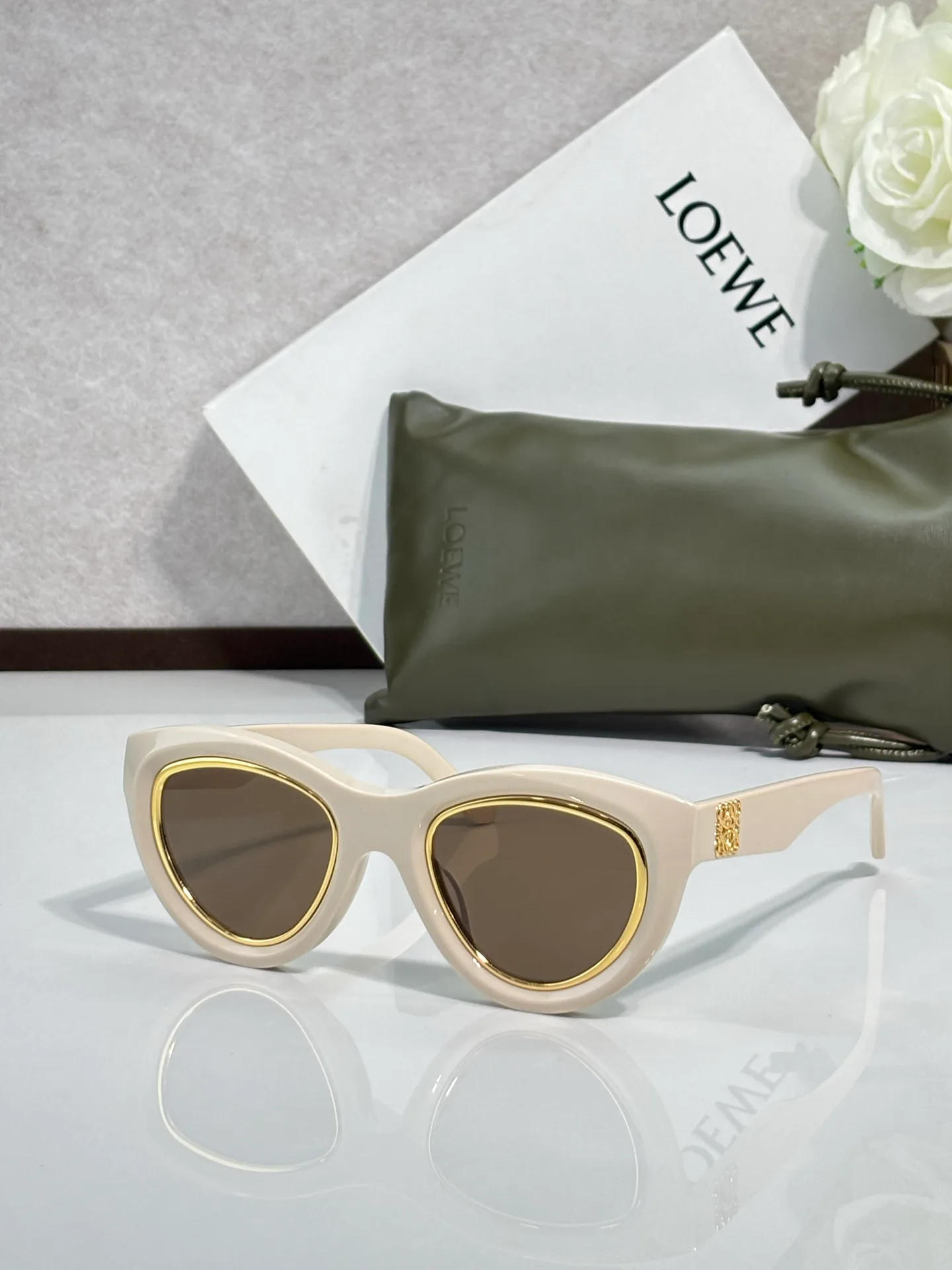 Glasses LOEWE 18059669