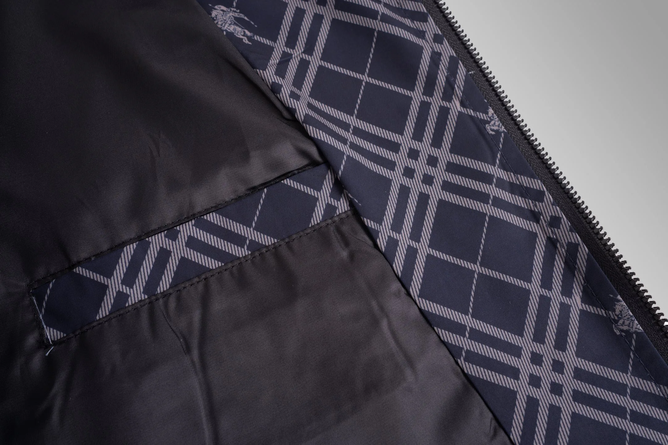 Men's Jackets And Down Jackets BURBERRY 18033027