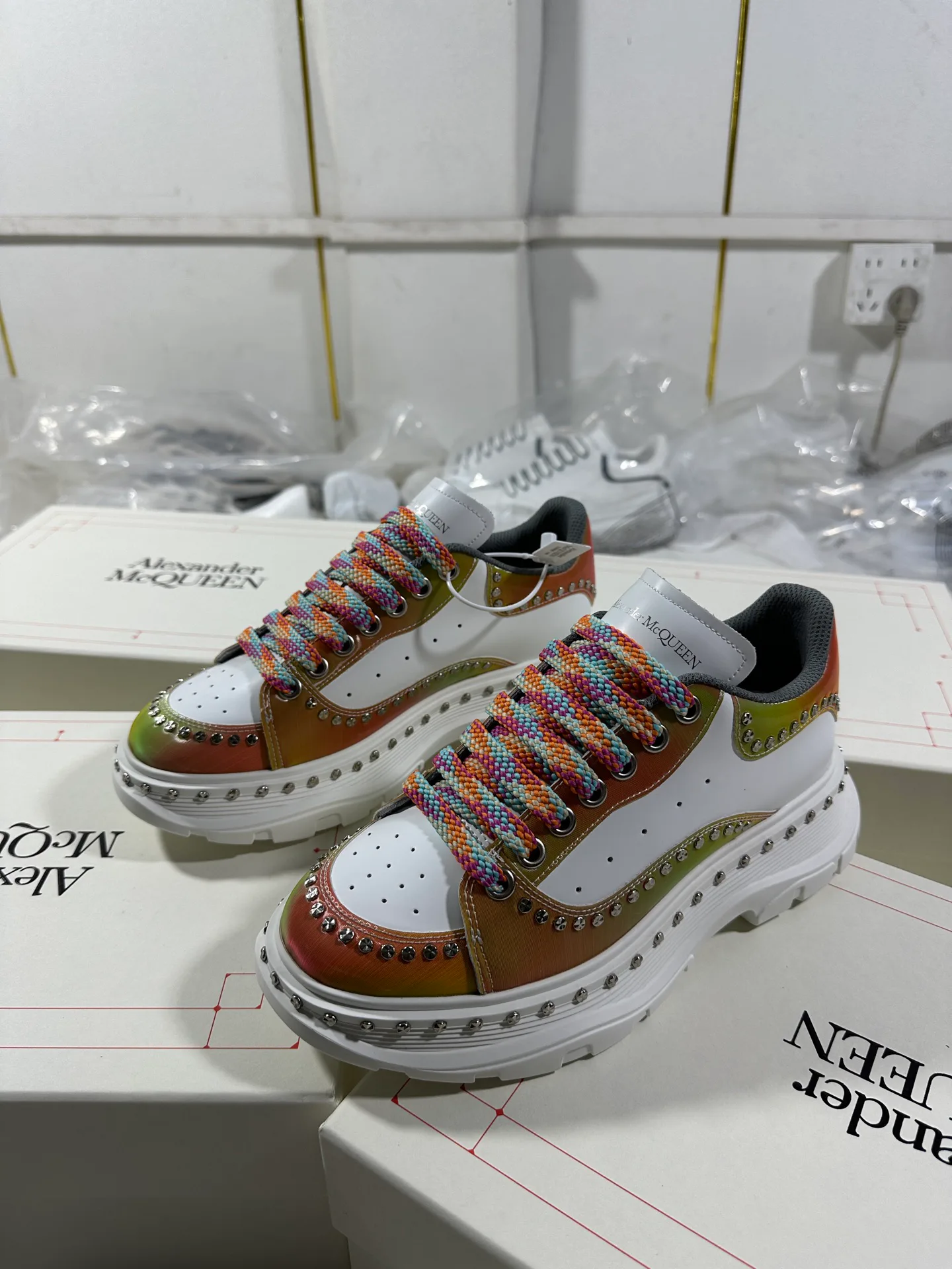 Women's Sneakers ALEXANDER MCQUEEN 18465099