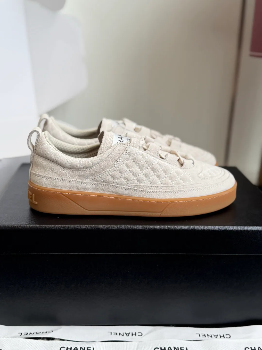 Women's Sneakers CHANEL 17740566