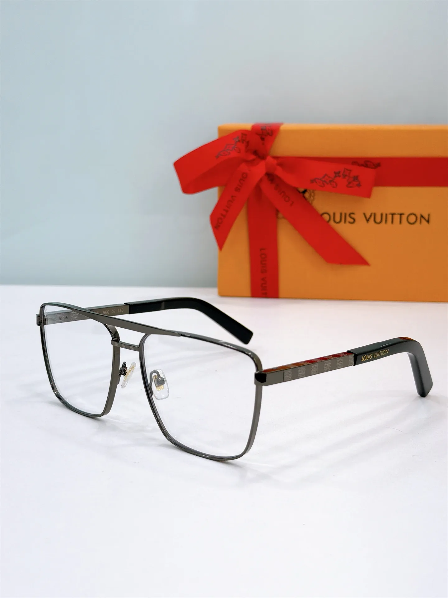 Glasses LOUIS VUITTON 17865298