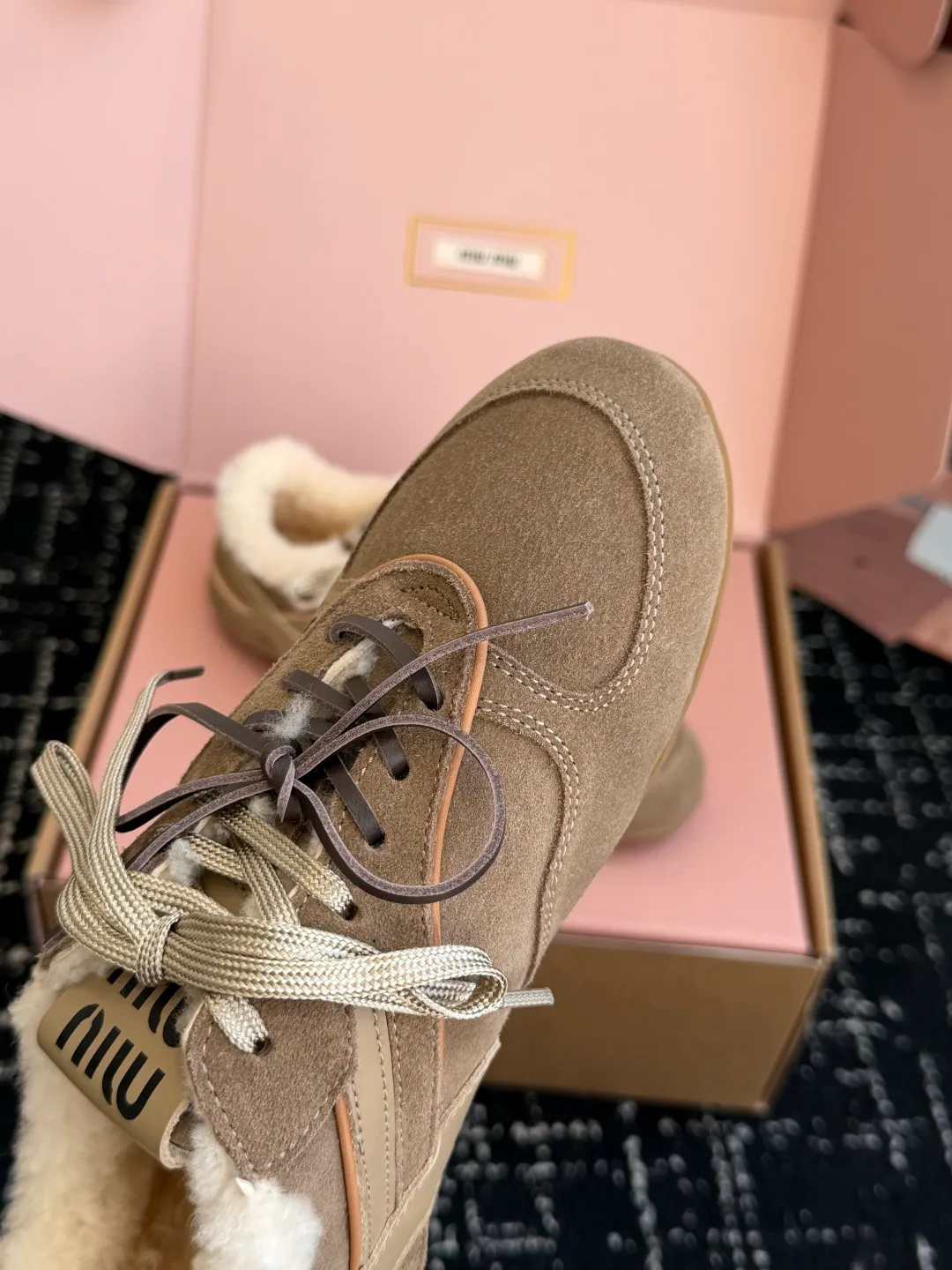 Women's Sneakers MIU MIU 18309205