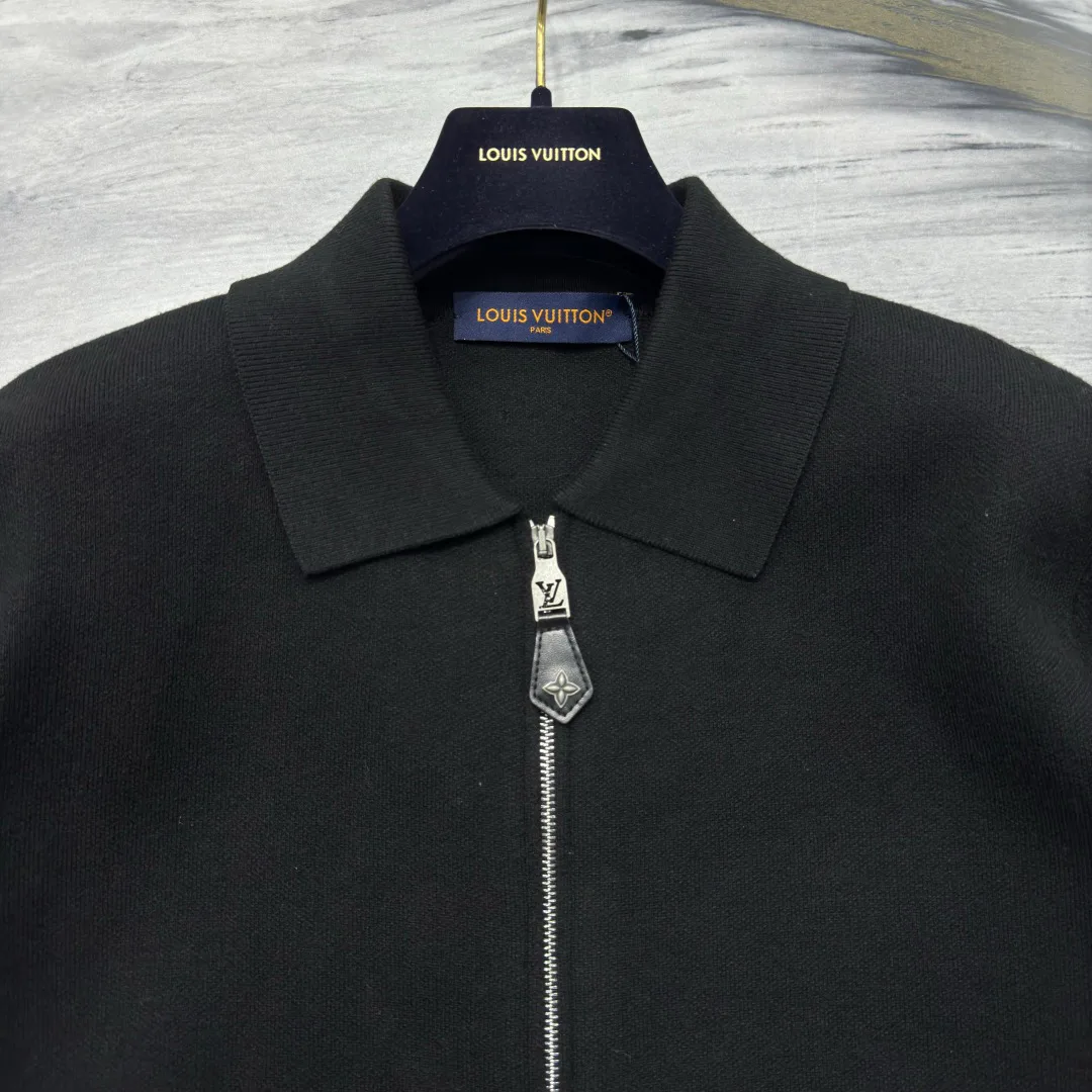 Men's Jackets And Down Jackets LOUIS VUITTON 17391805