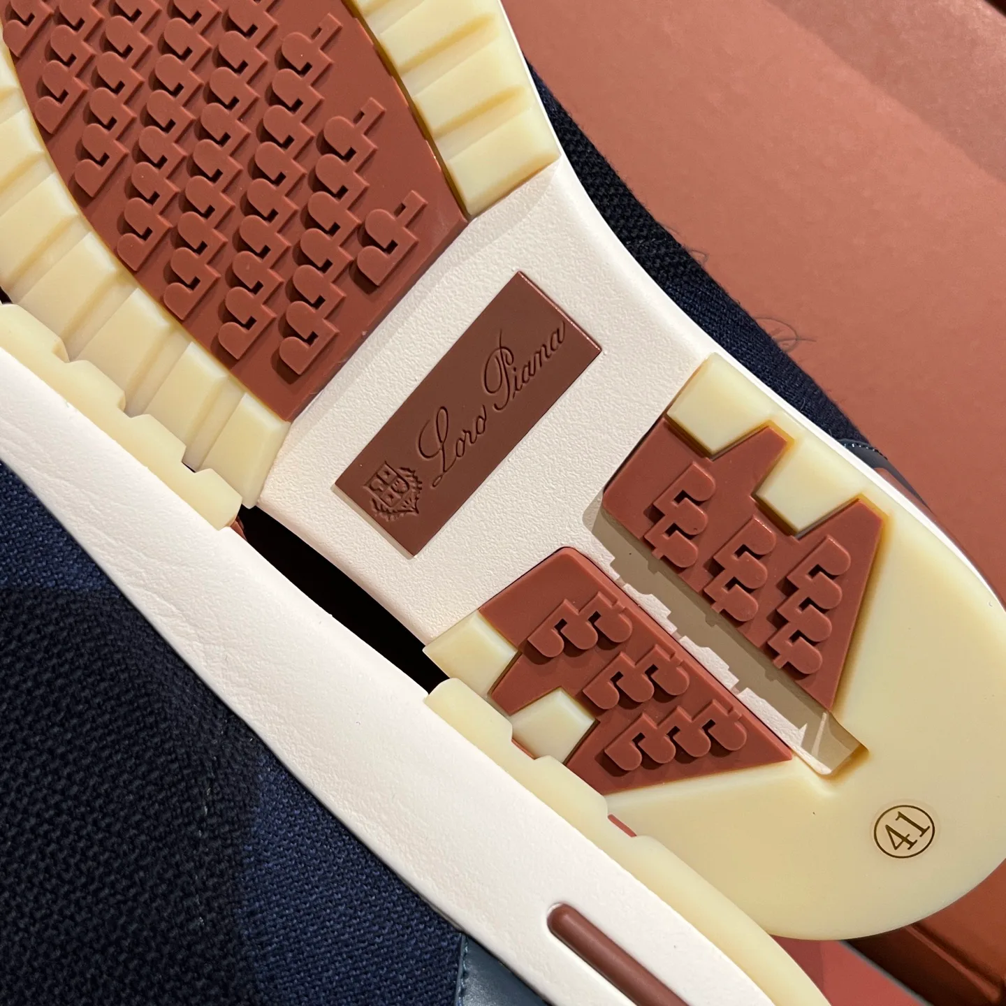 Men's Sneakers LORO PIANA 18194124