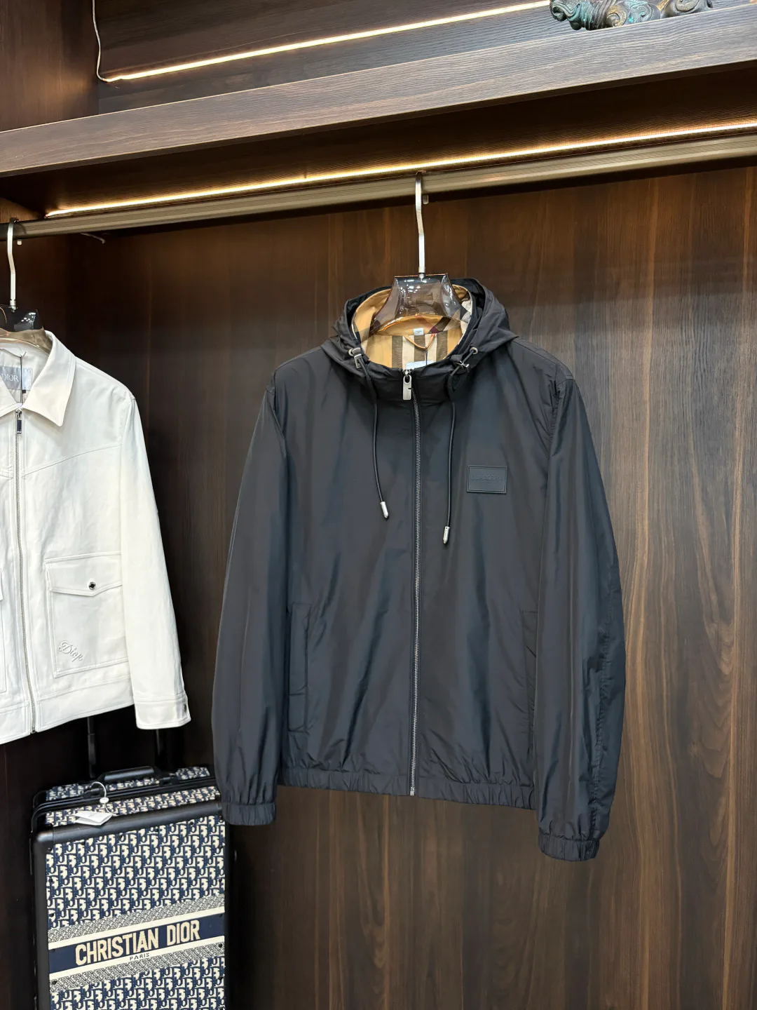 Men's Jackets And Down Jackets BURBERRY 18140542