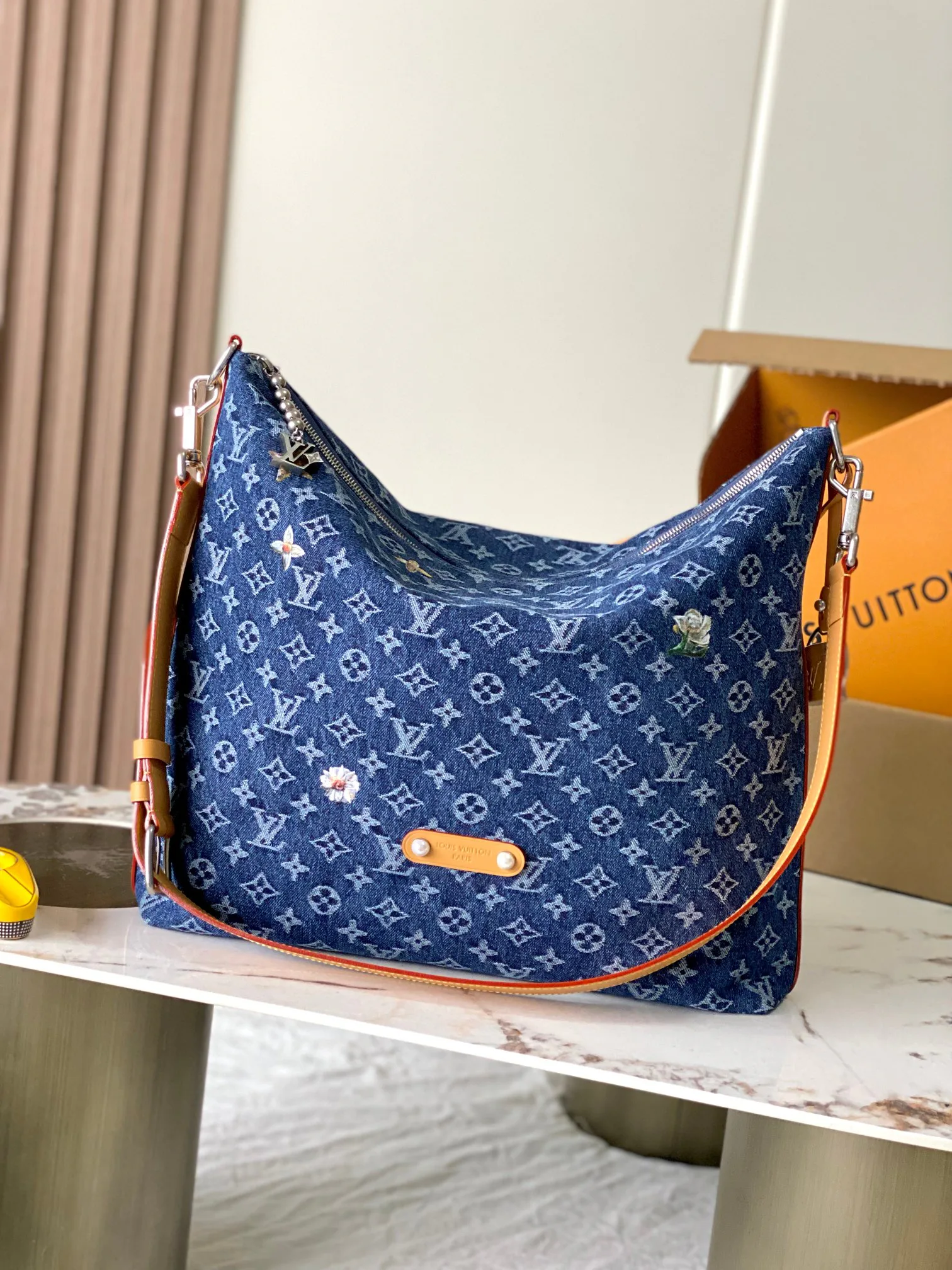 Women's Classic Handbags LOUIS VUITTON 17979949