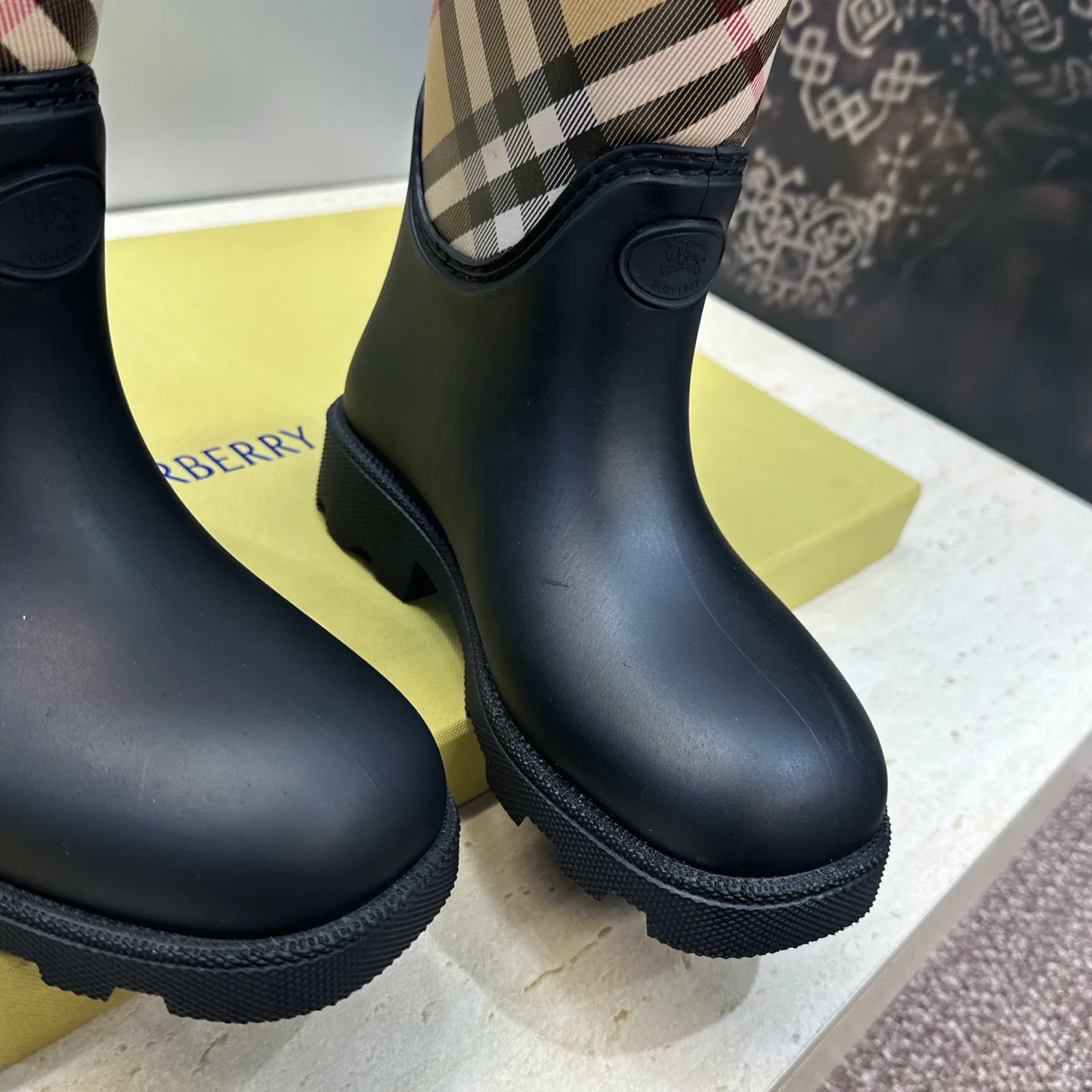 Women's Boots BURBERRY 18235847