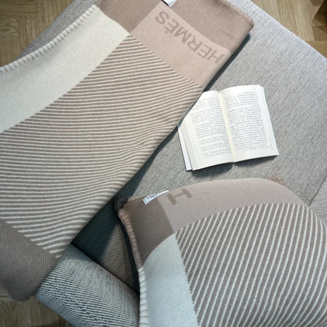 Textiles HERMES 17992443
