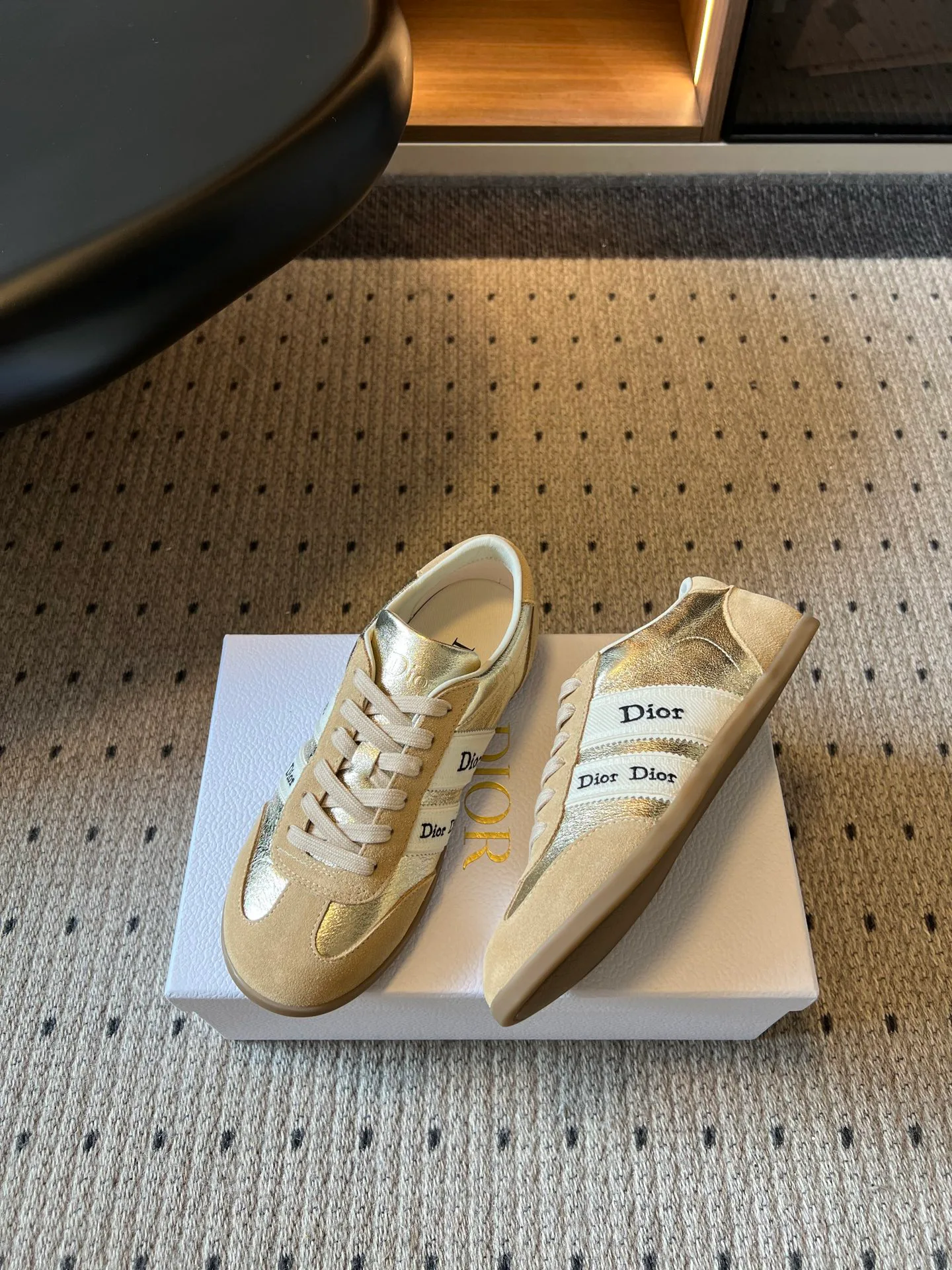Women's Sneakers CHRISTIAN DIOR 18034689