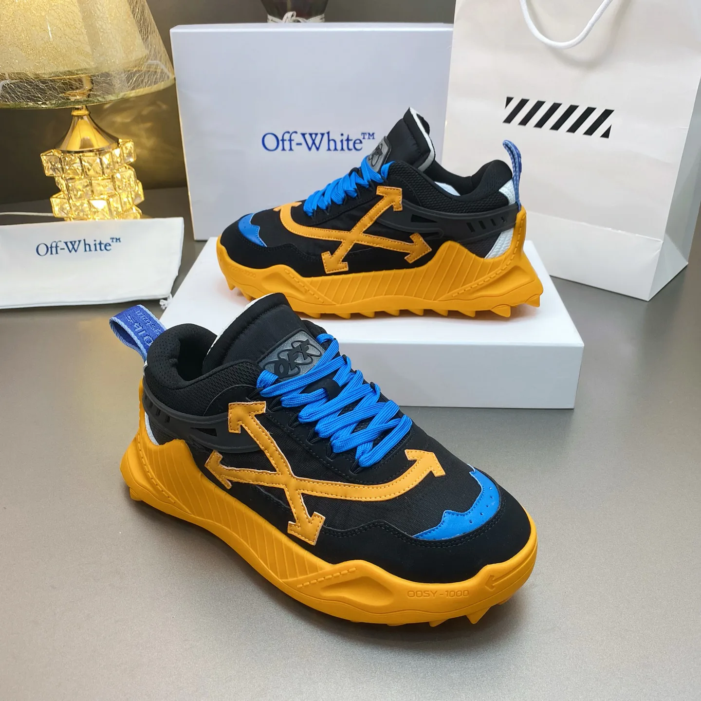 Women's Sneakers OFF-WHITE 17530529