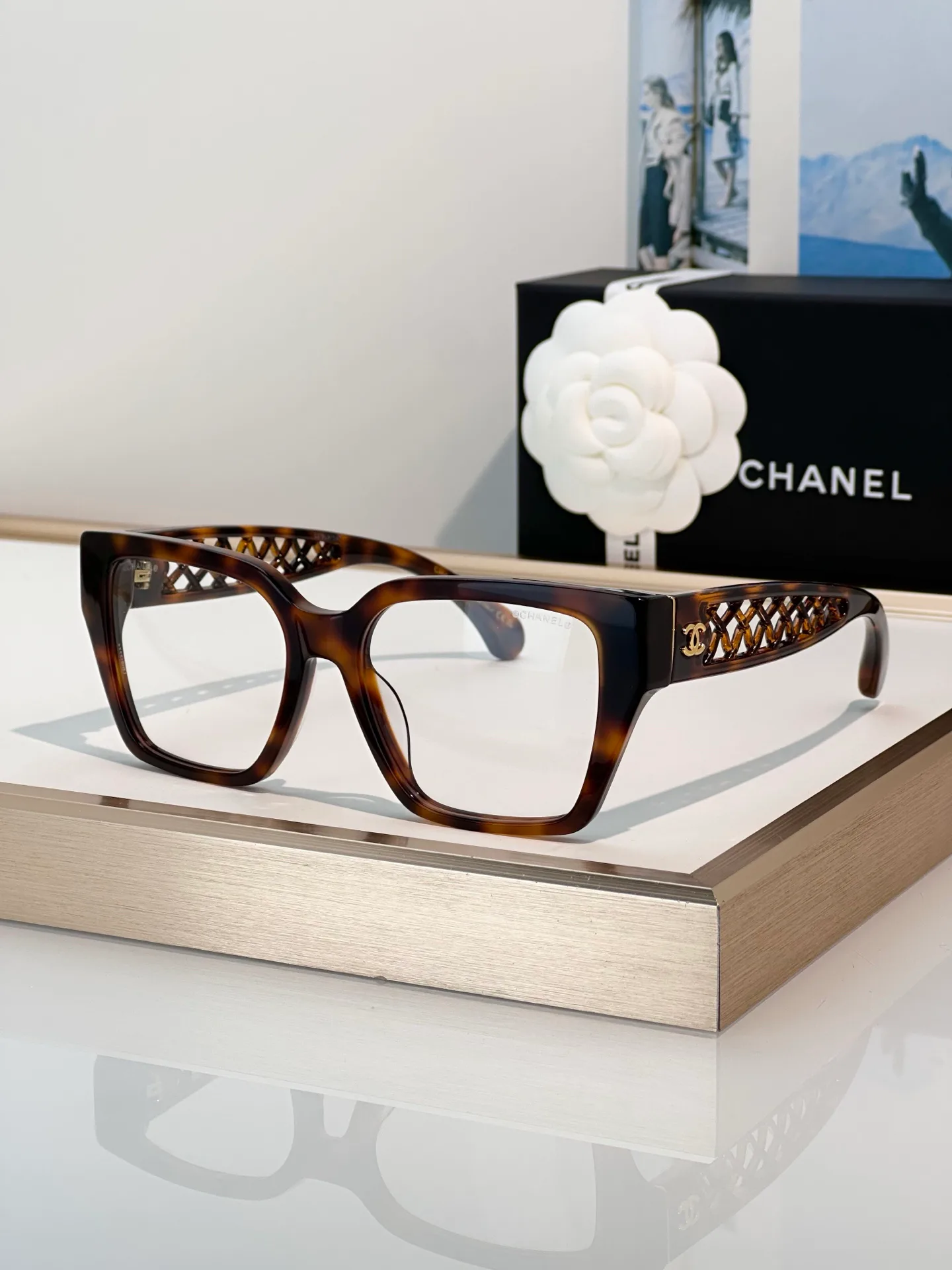 Glasses CHANEL 17649704