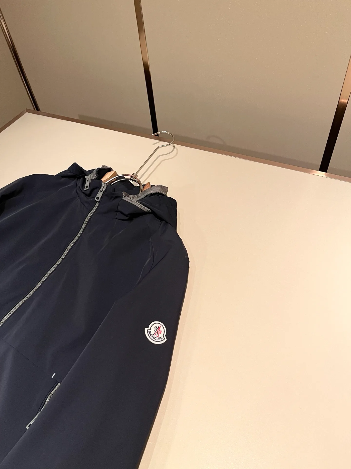 Men's Jackets And Down Jackets MONCLER 18343352