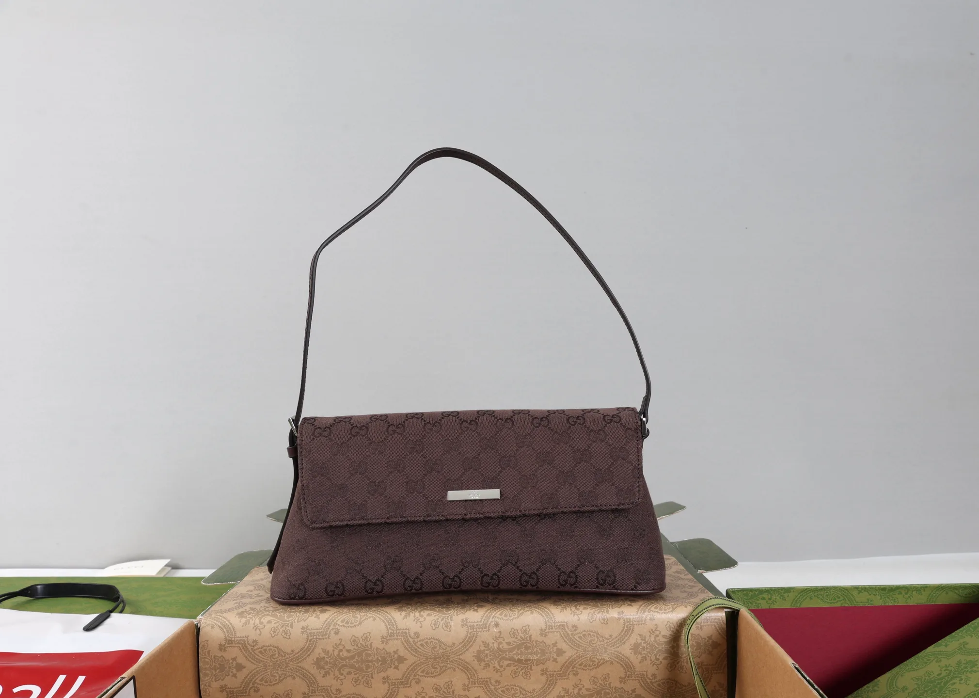 Women's Classic Handbags GUCCI 18065241