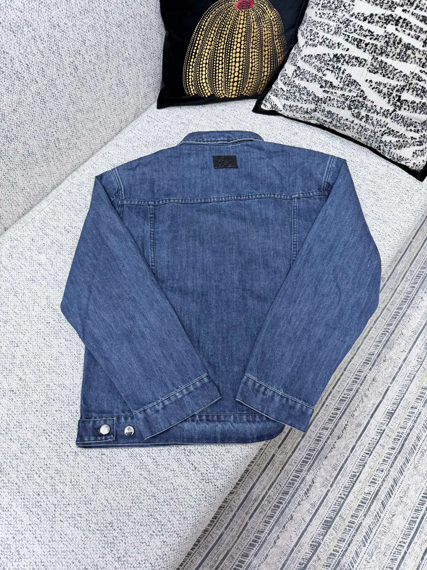 Men's Jackets And Down Jackets FENDI 18074038