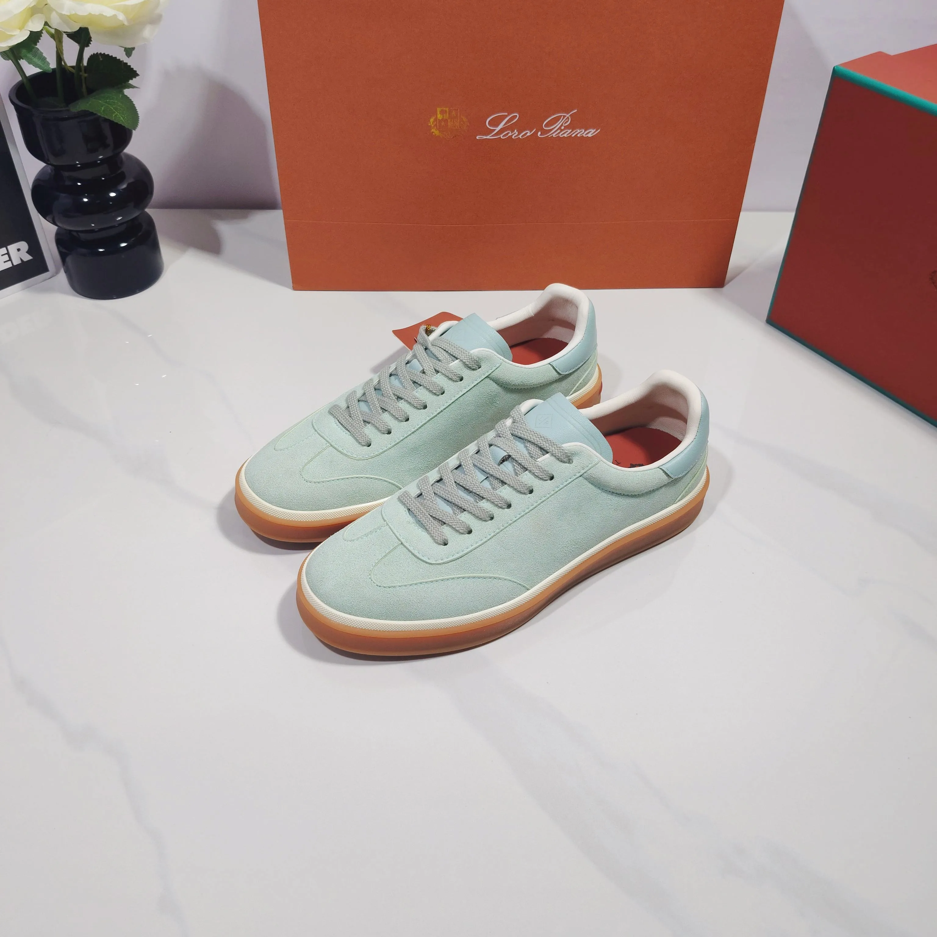 Women's Sneakers LORO PIANA 17961971