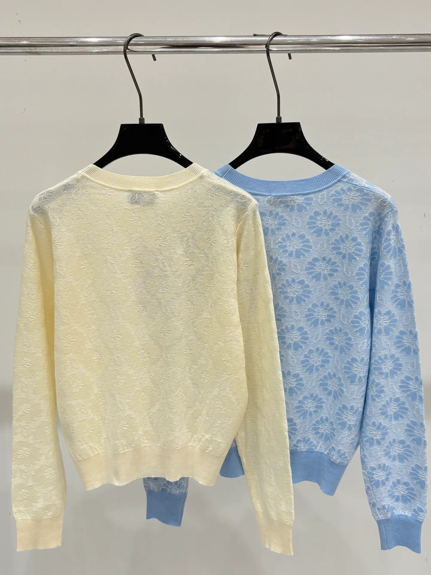 Women's Jumpers And Sweaters CHANEL 18138679