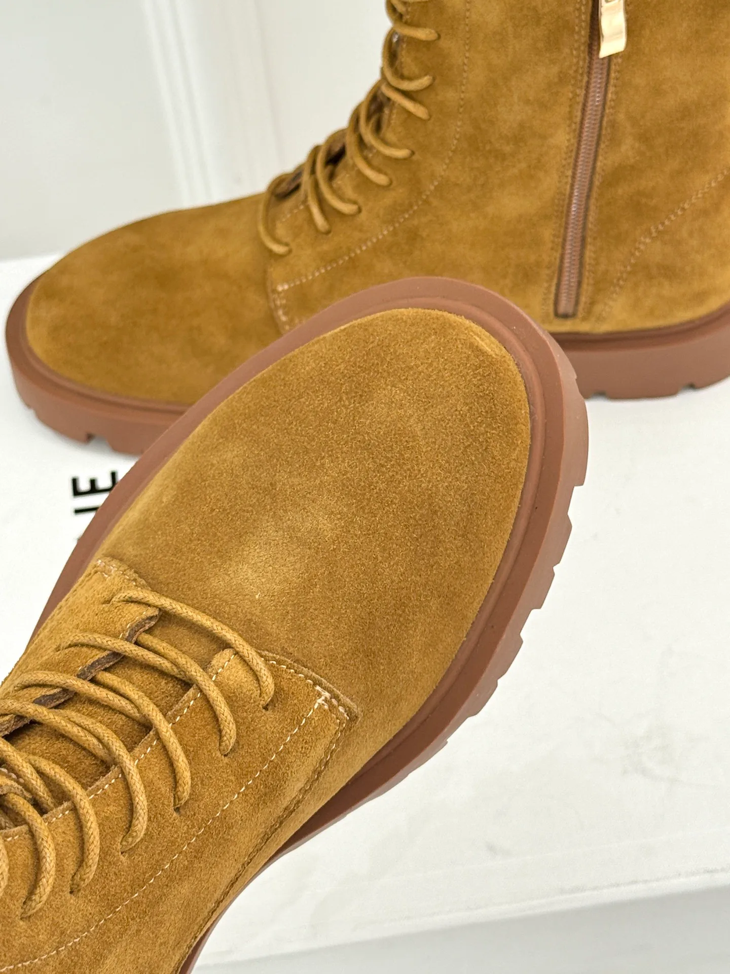 Women's Ankle Boots CELINE 18233567