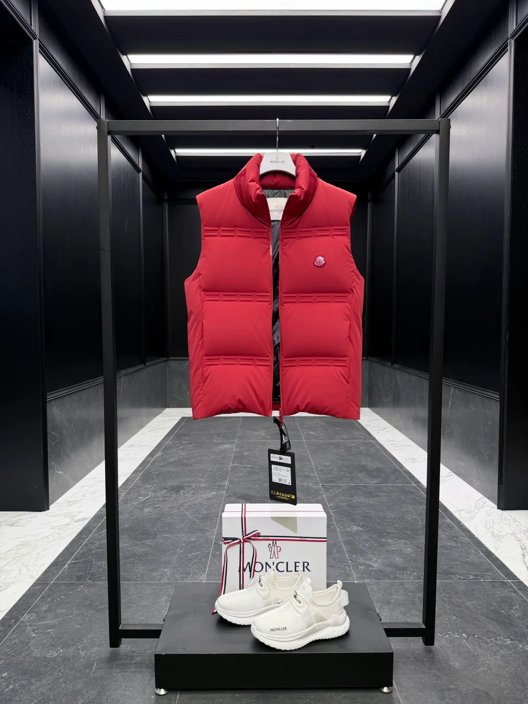Women's Vests MONCLER 18188742