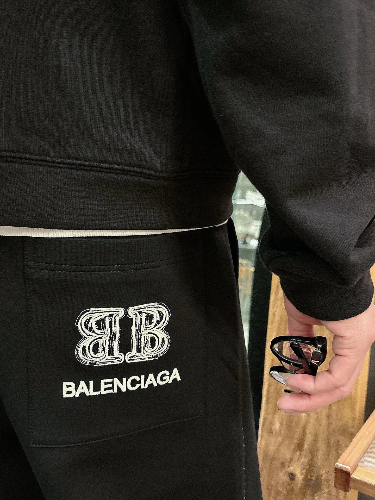 Брюки Мужские Balenciaga 18596835