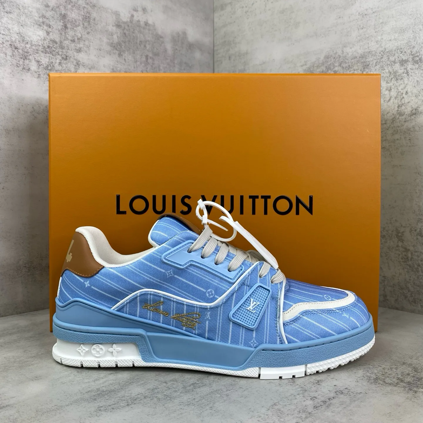 Women's Sneakers LOUIS VUITTON 17961747