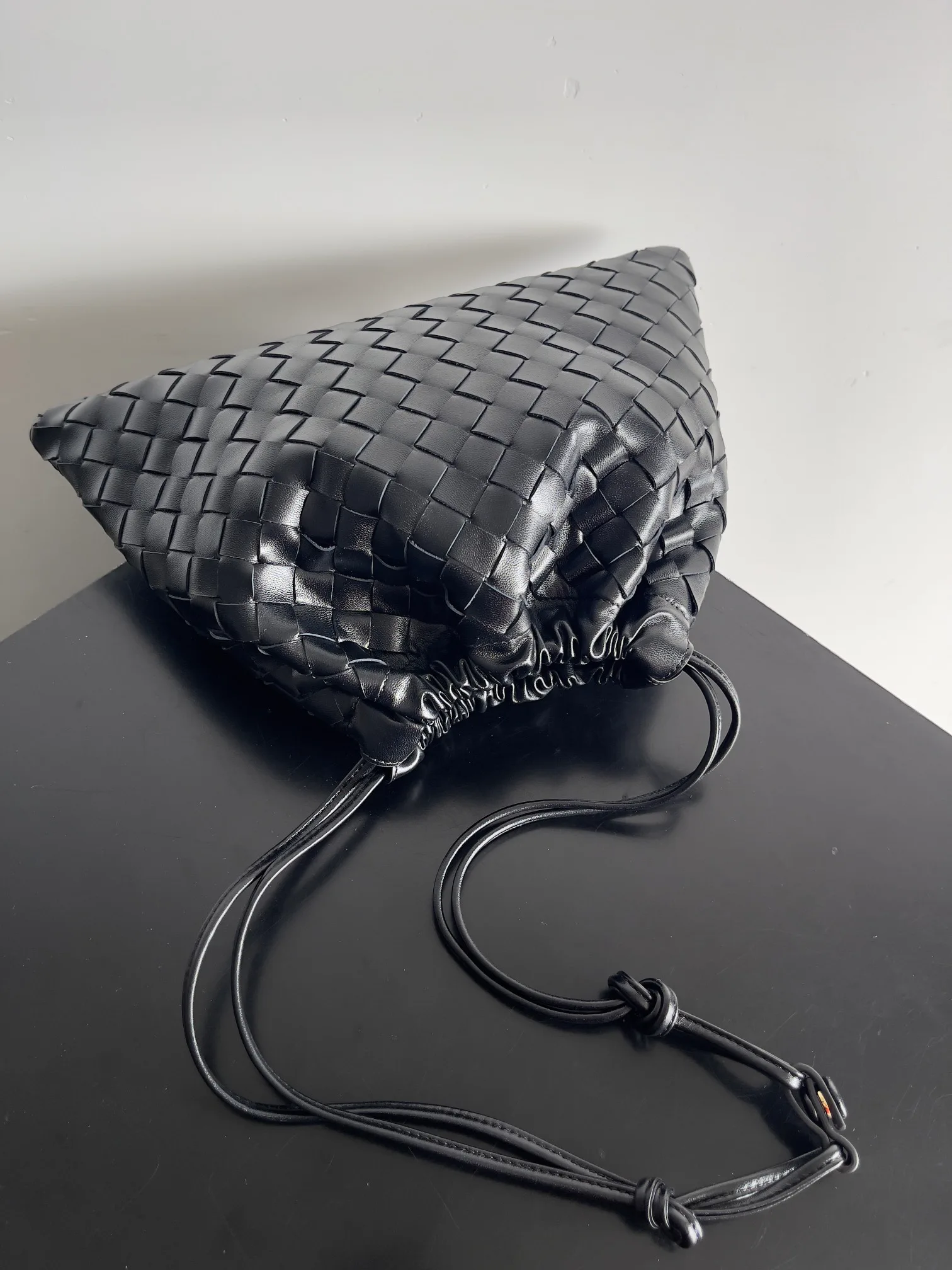 Women's Classic Handbags BOTTEGA VENETA 17622367