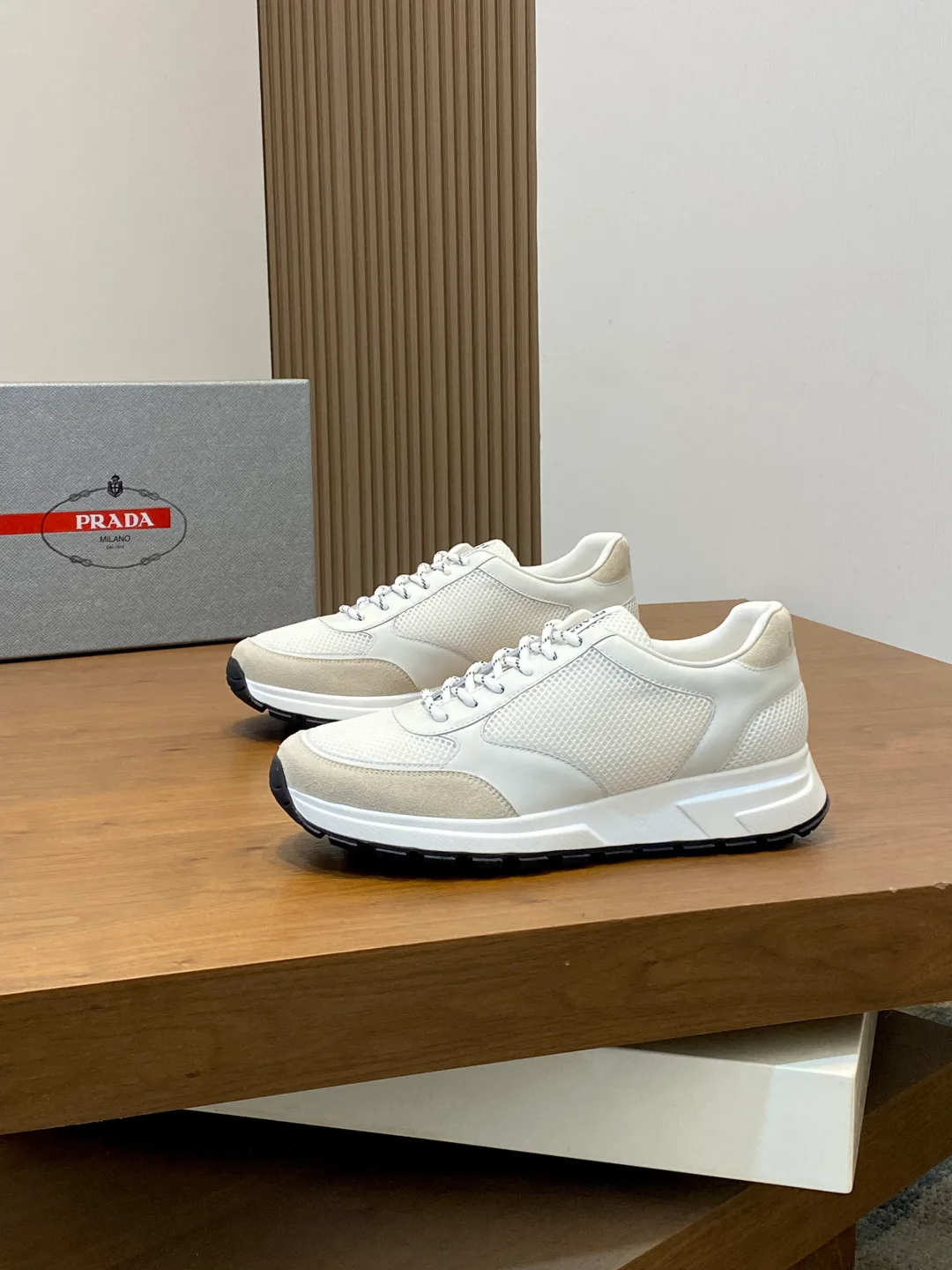Men's Sneakers PRADA 18079030