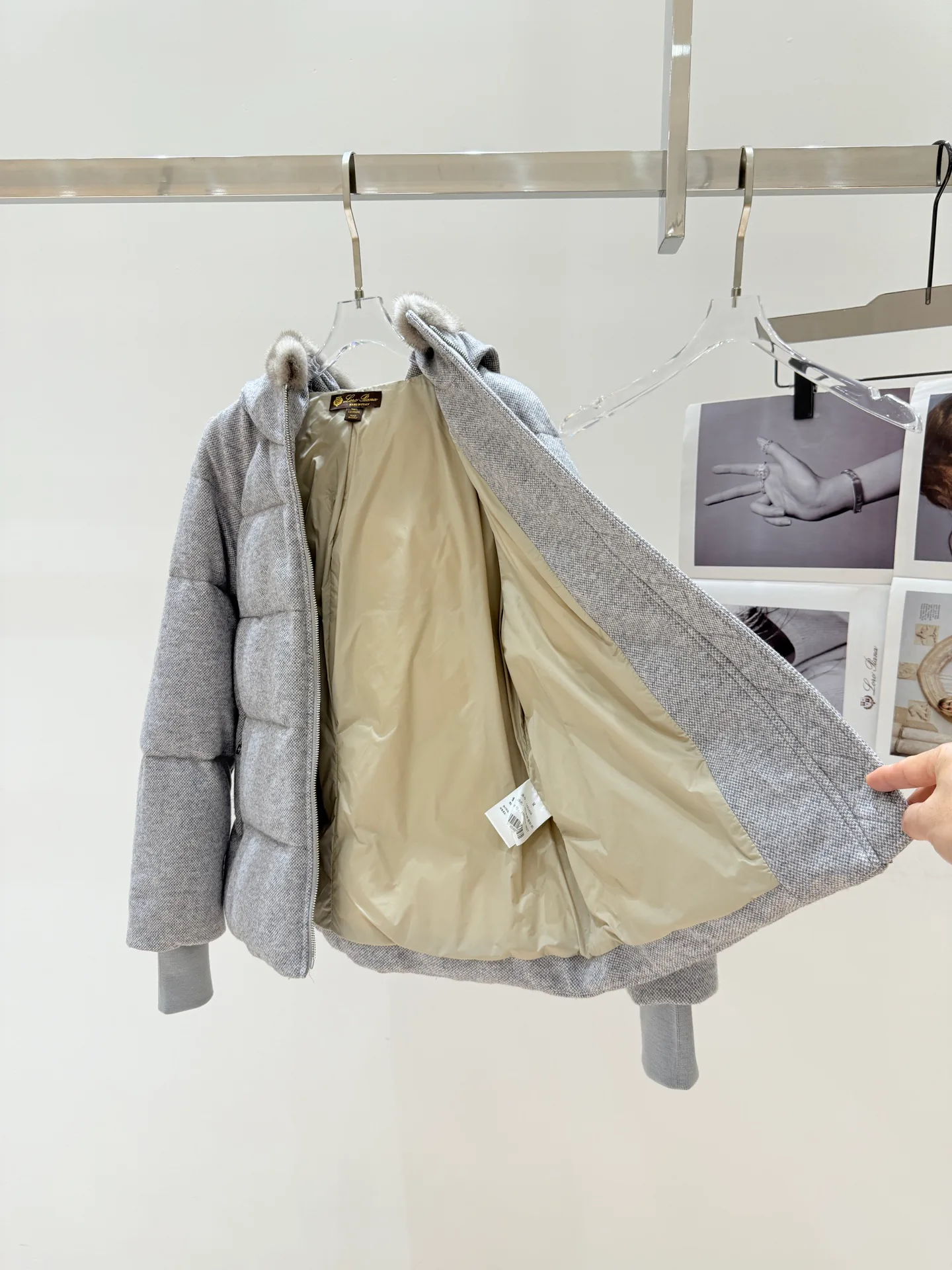 Women's Jackets And Down Jackets LORO PIANA 18082724