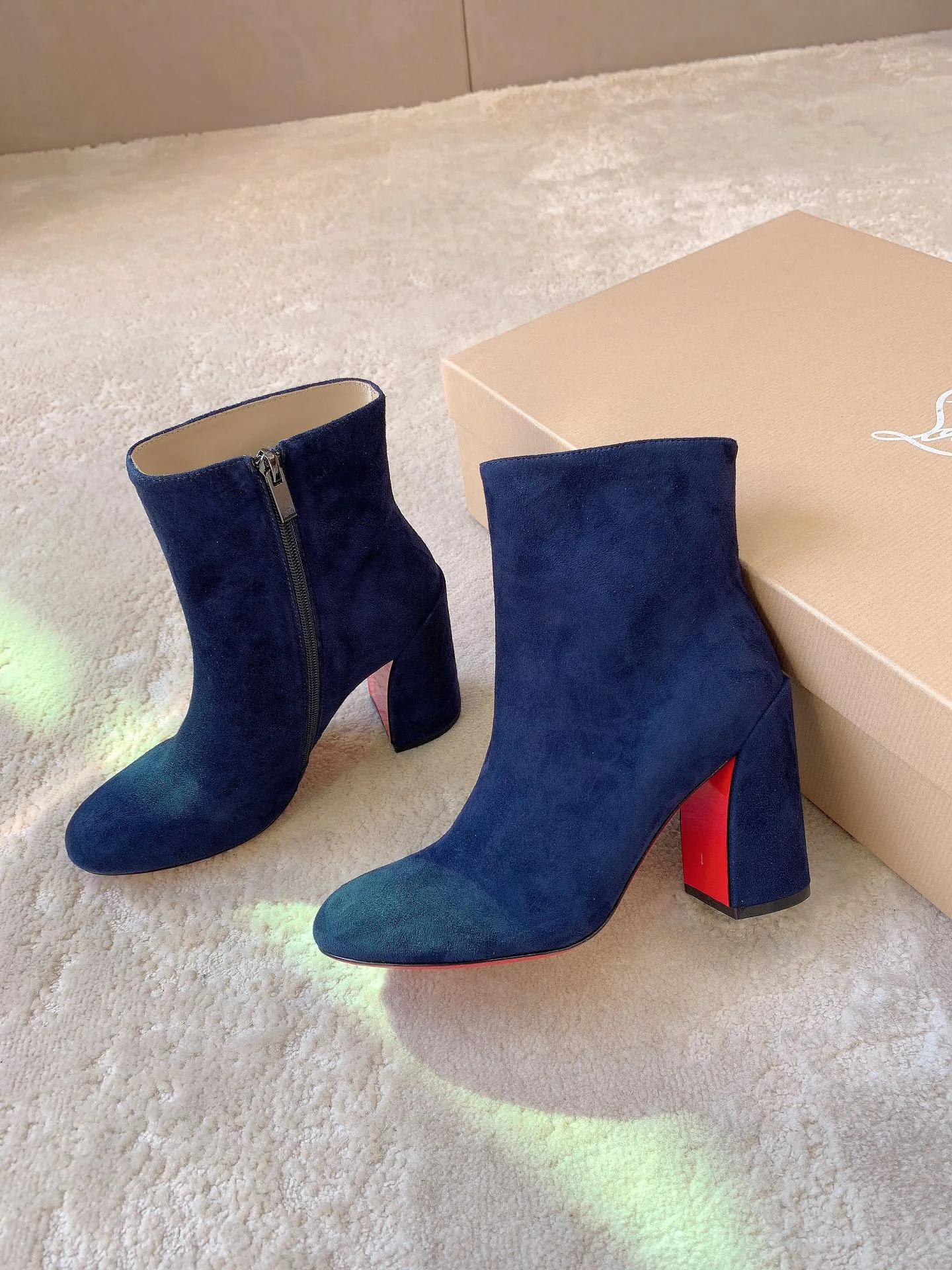 Women's Booties CHRISTIAN LOUBOUTIN 17962851