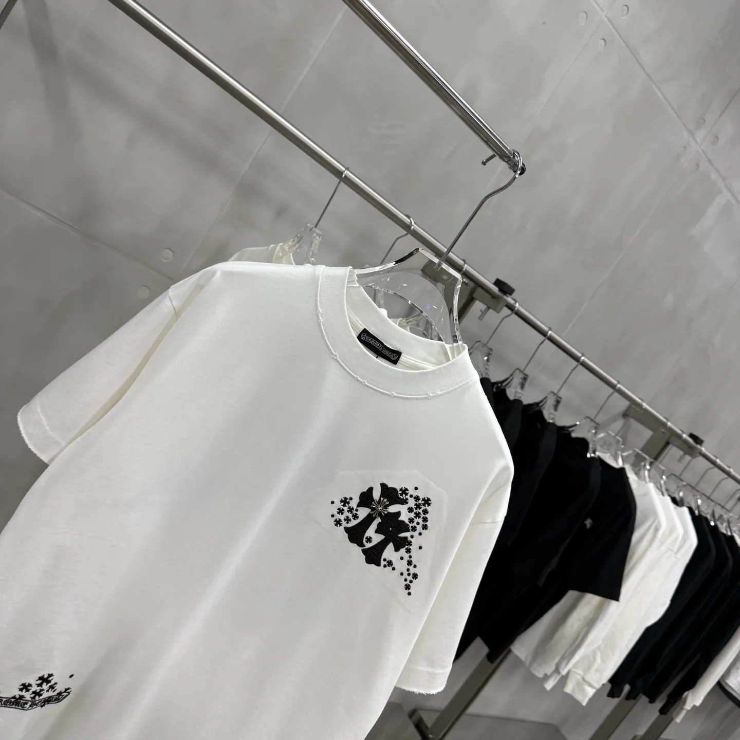 Men's T-Shirts CHROME HEARTS 17891737