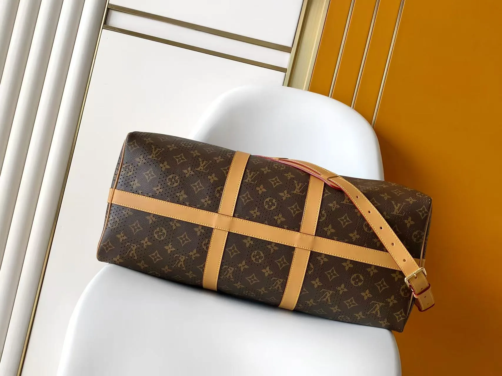 Women's Travel Bags LOUIS VUITTON 17949174