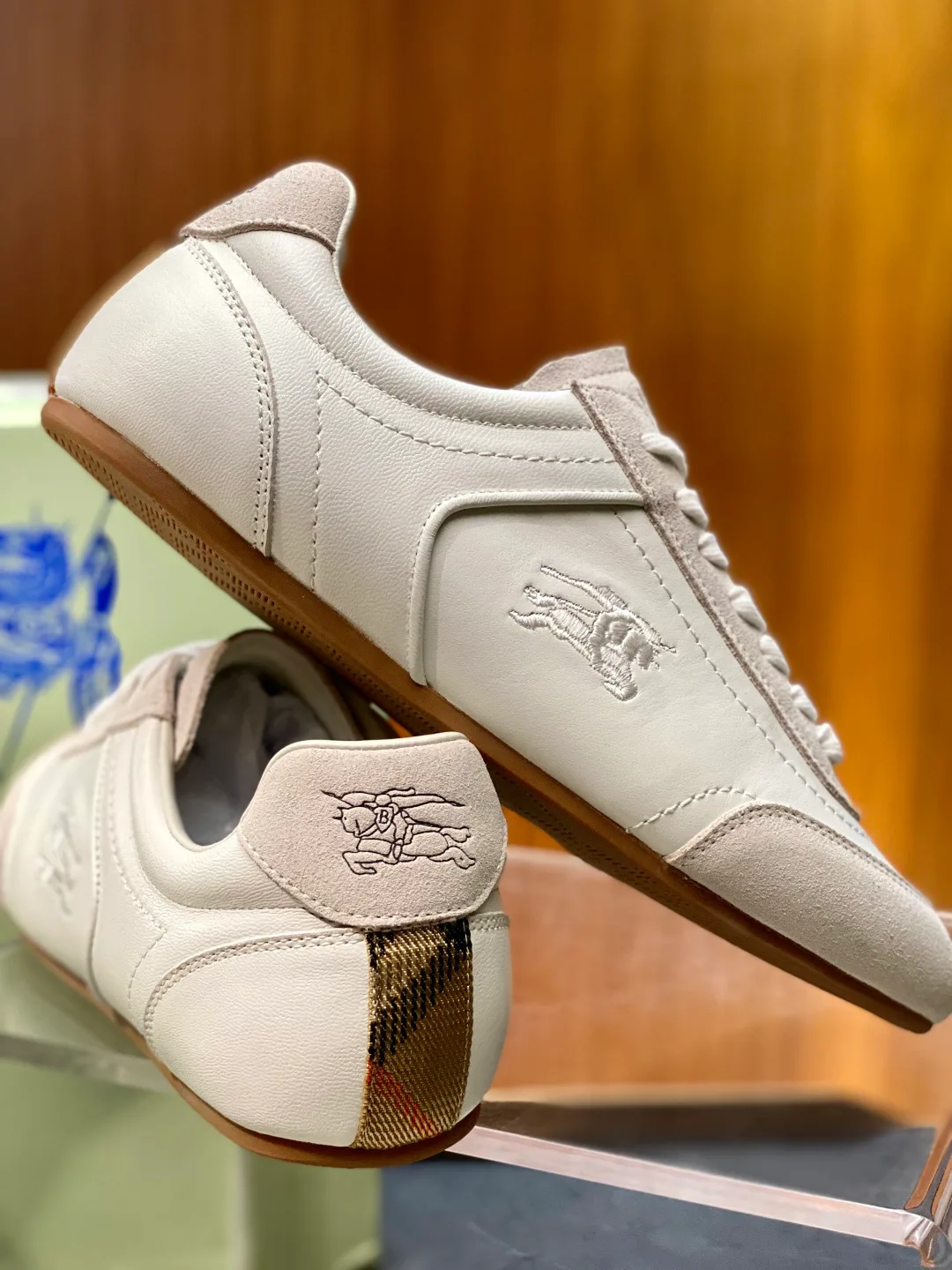 Men's Sneakers BURBERRY 18119381
