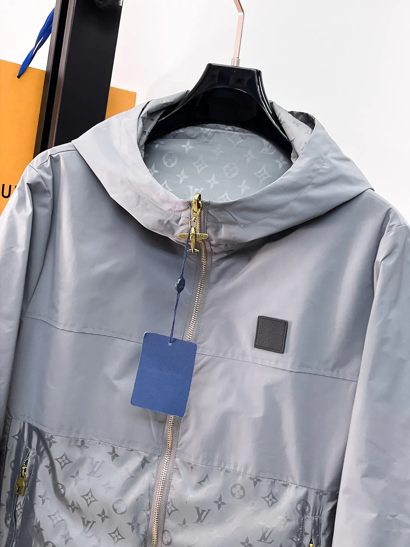 Men's Jackets And Down Jackets LOUIS VUITTON 17966712