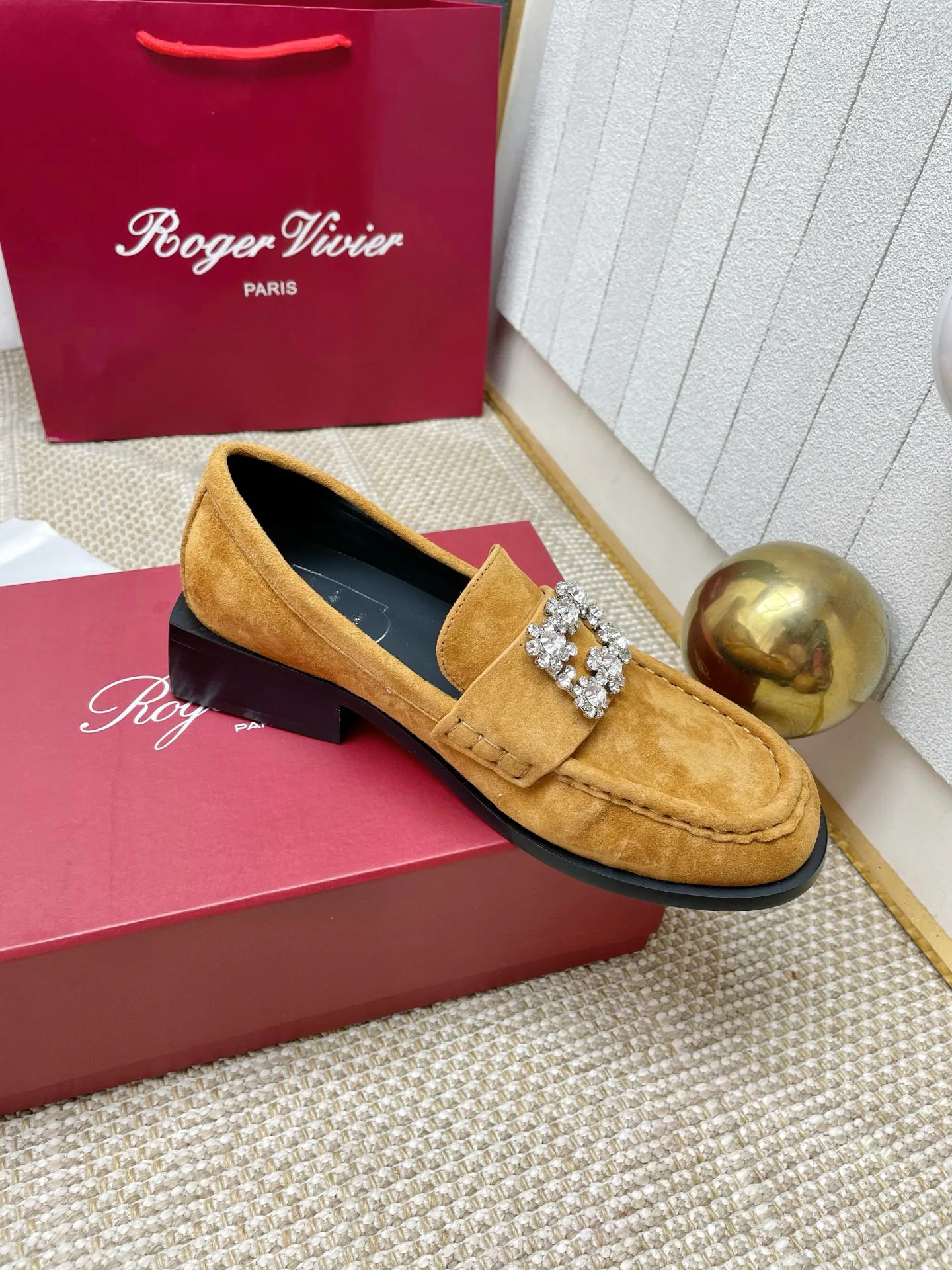 Women's Loafers And Moccasins ROGER VIVIER 18258393
