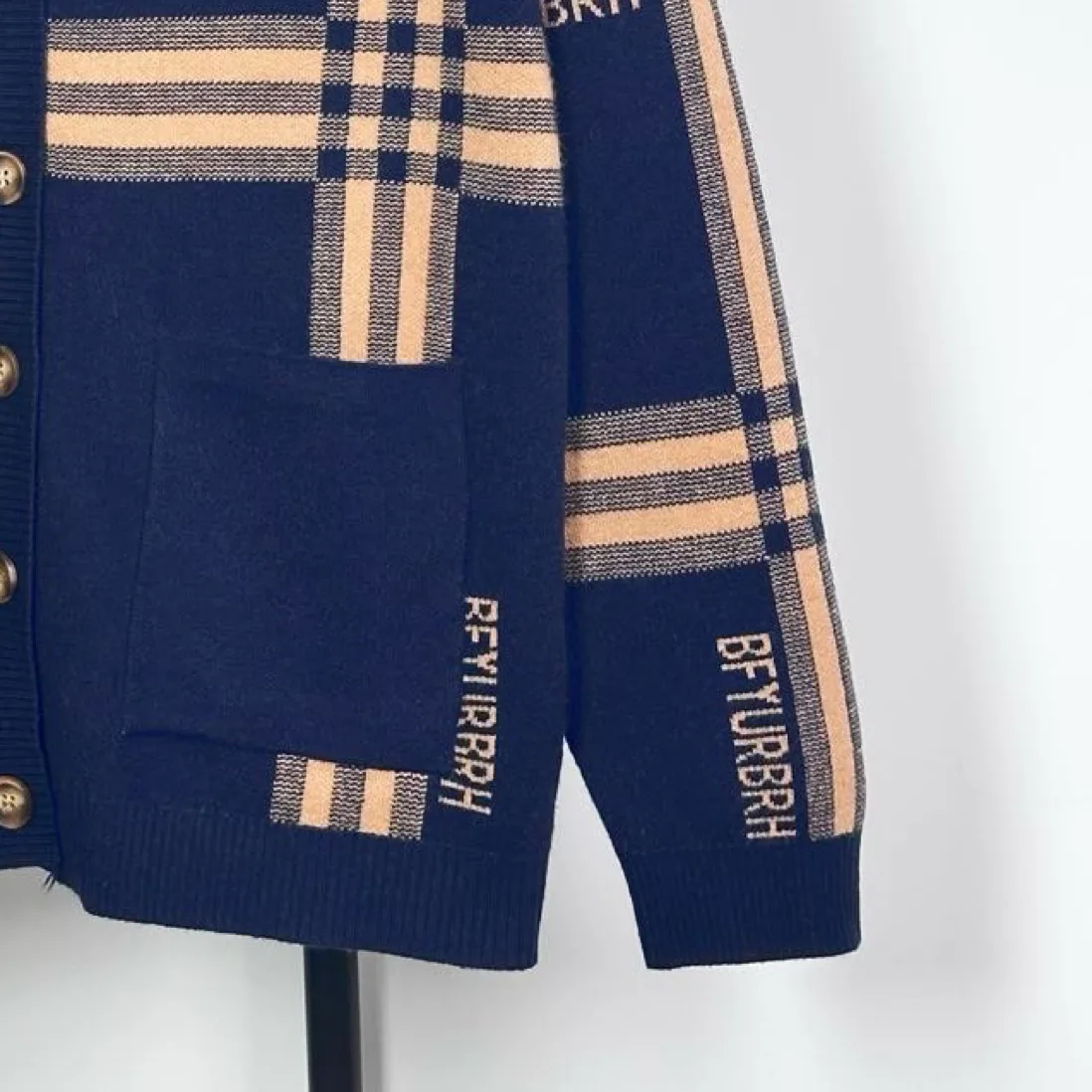 Women's Jumpers And Sweaters BURBERRY 18130409
