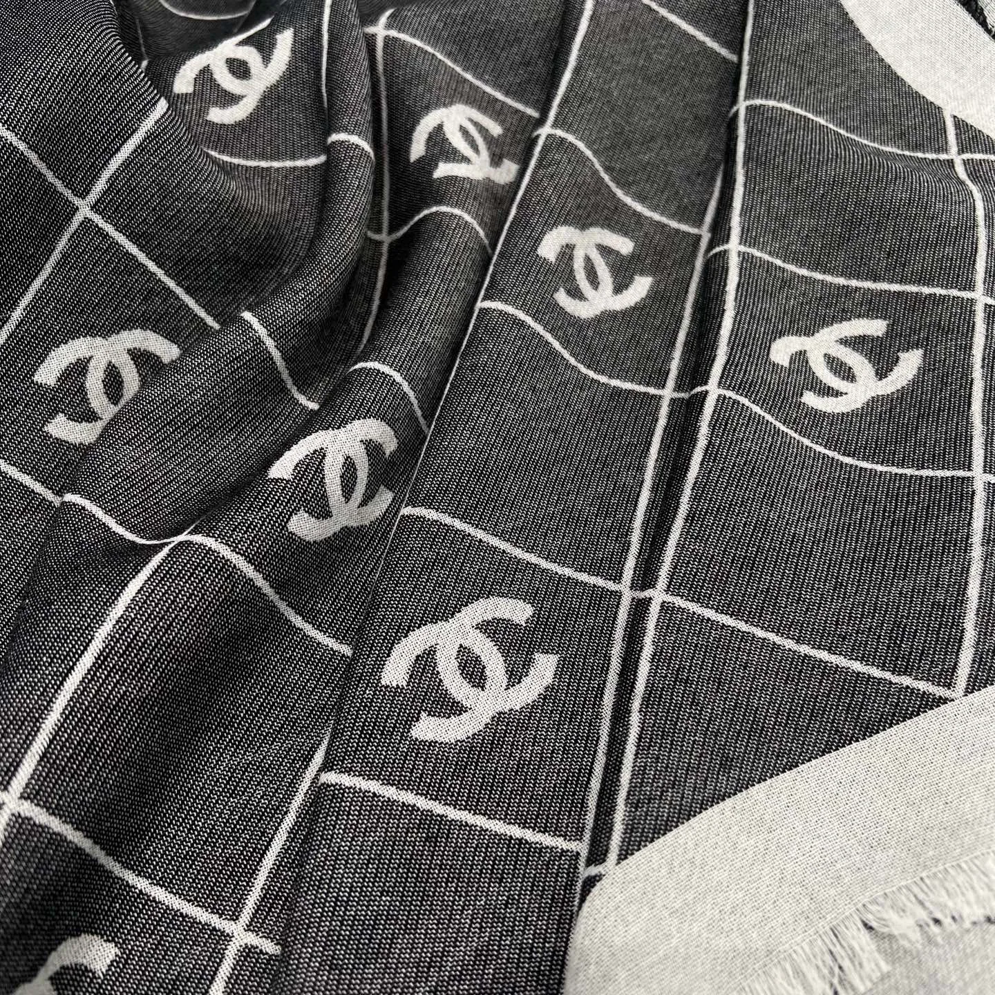Scarves CHANEL 17913686