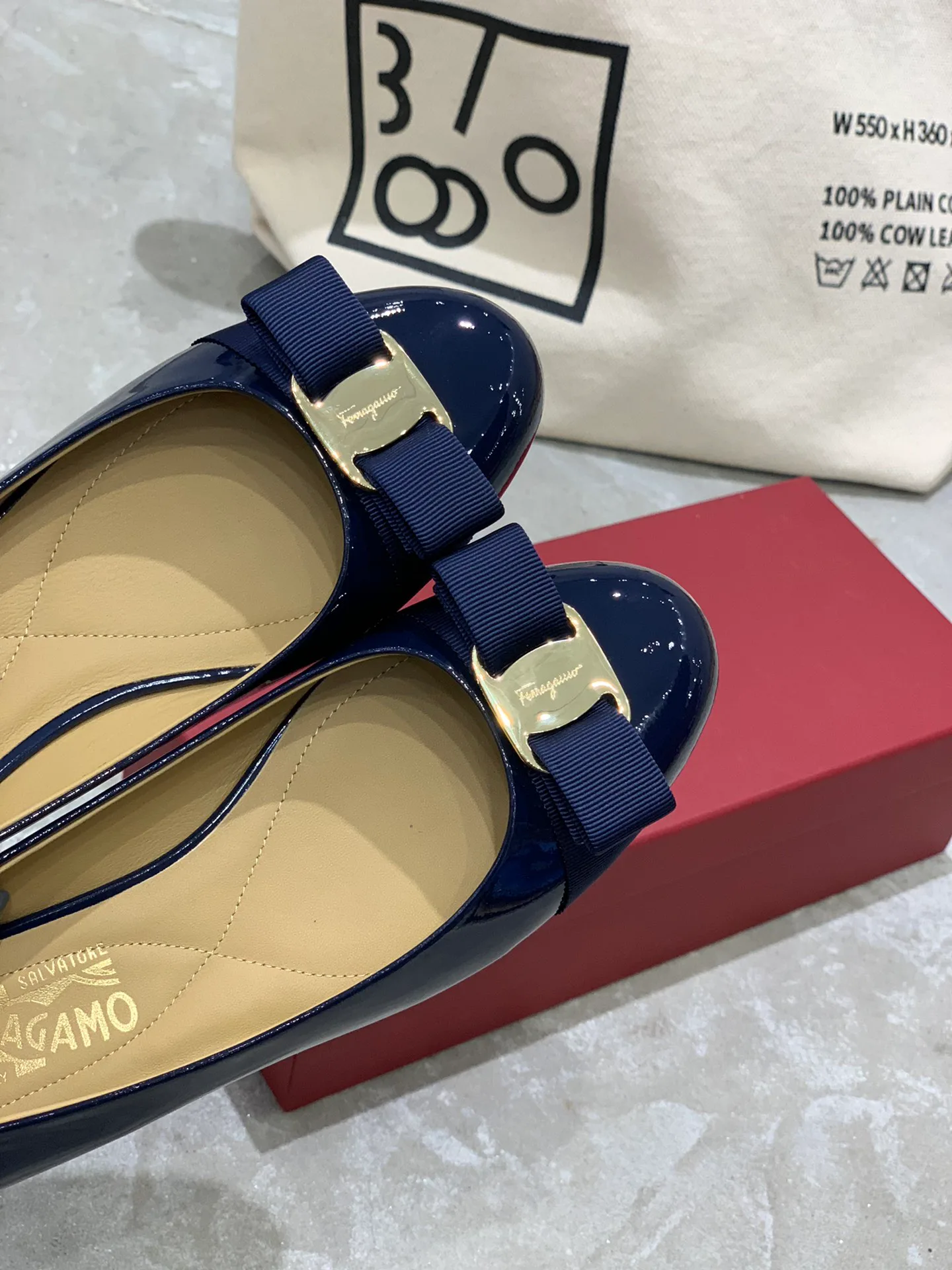 Women's Ballet Flats SALVATORE FERRAGAMO 18340634