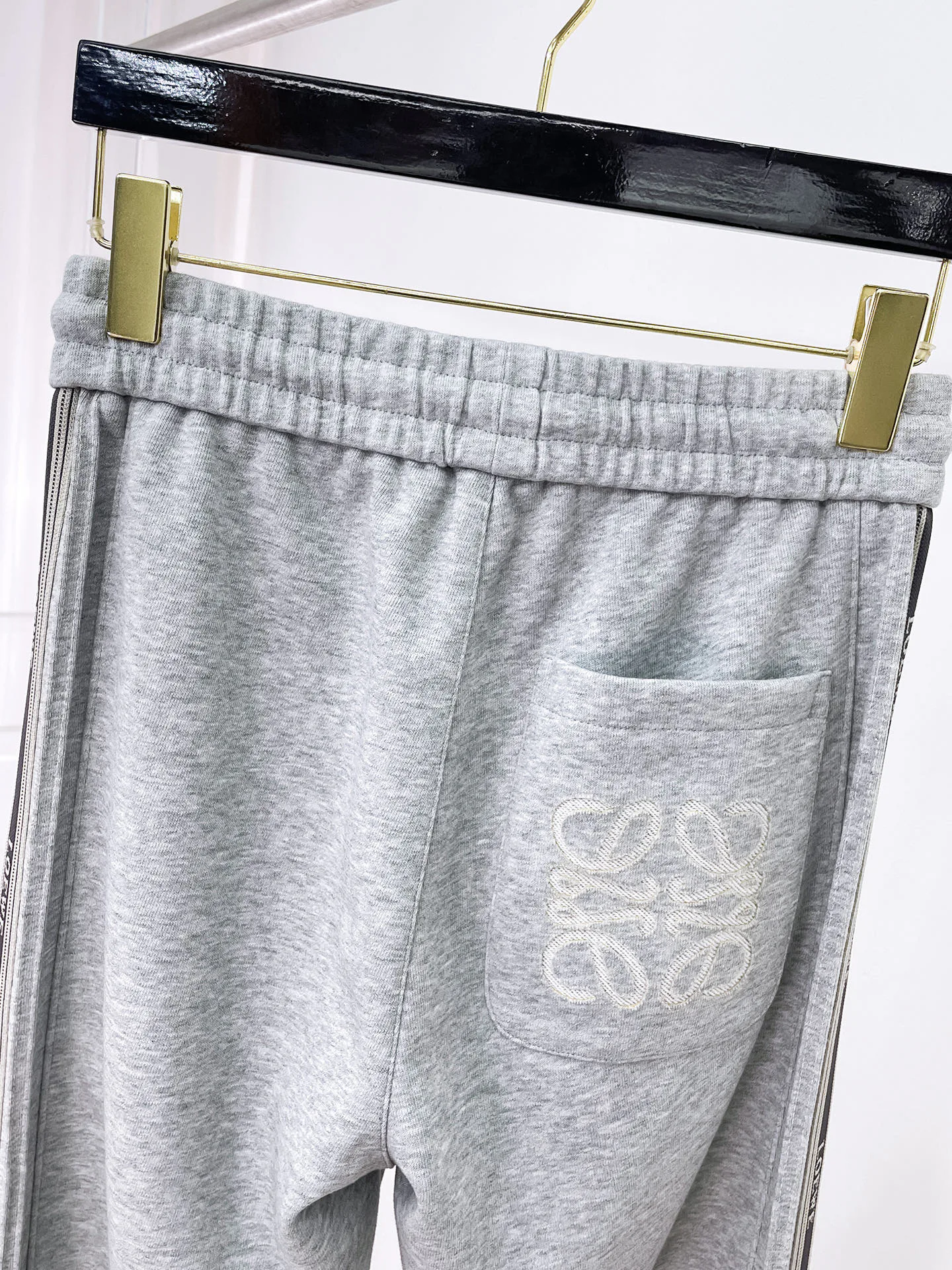 Men's Trousers LOEWE 18197322