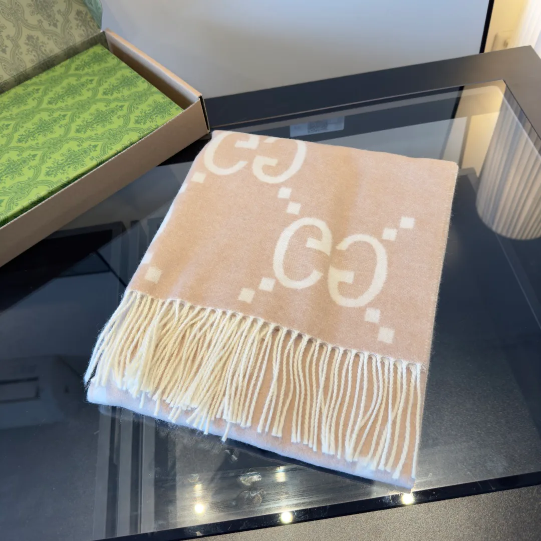 Scarves GUCCI 17896035