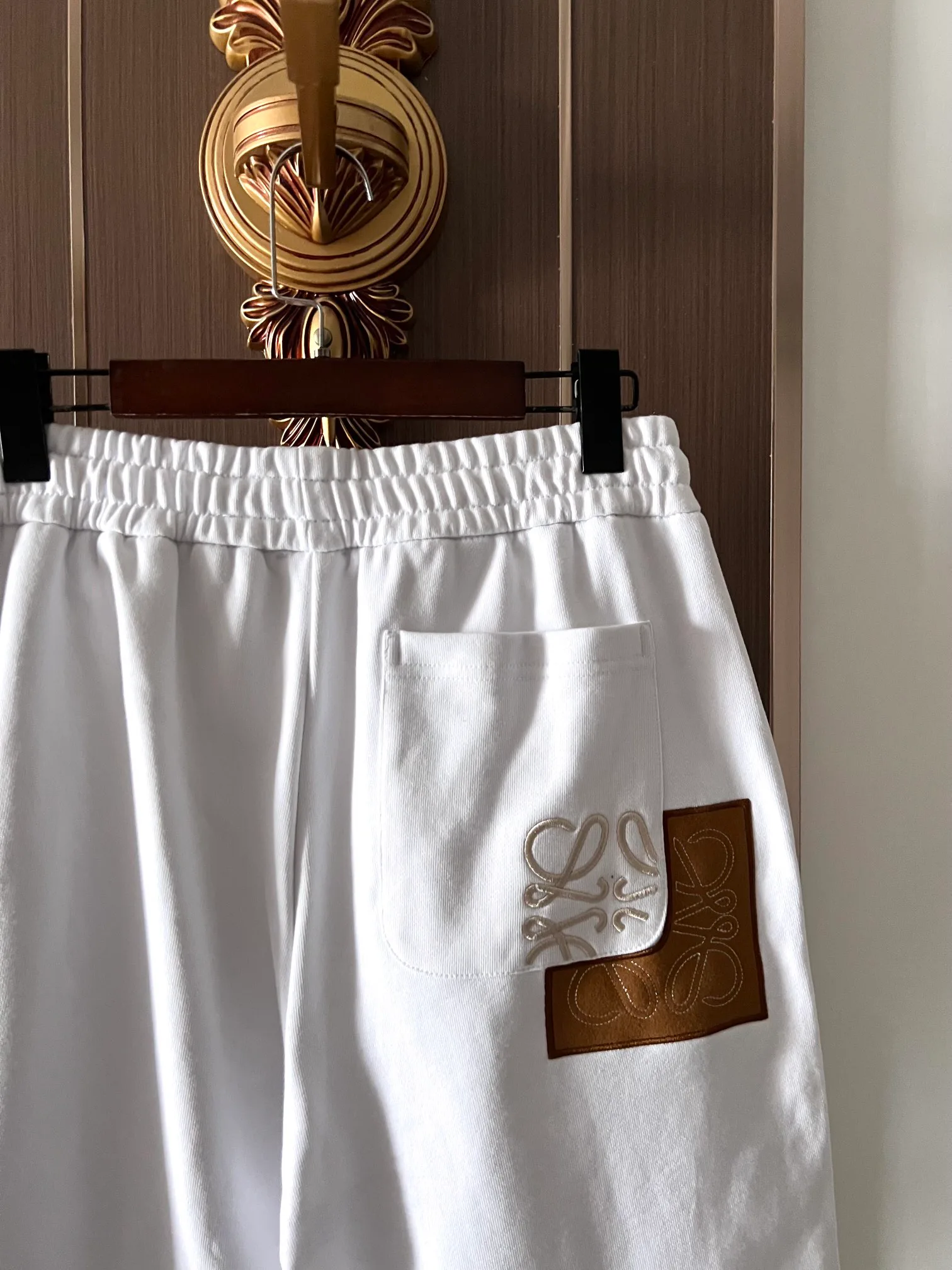 Women's Shorts LOEWE 17961266
