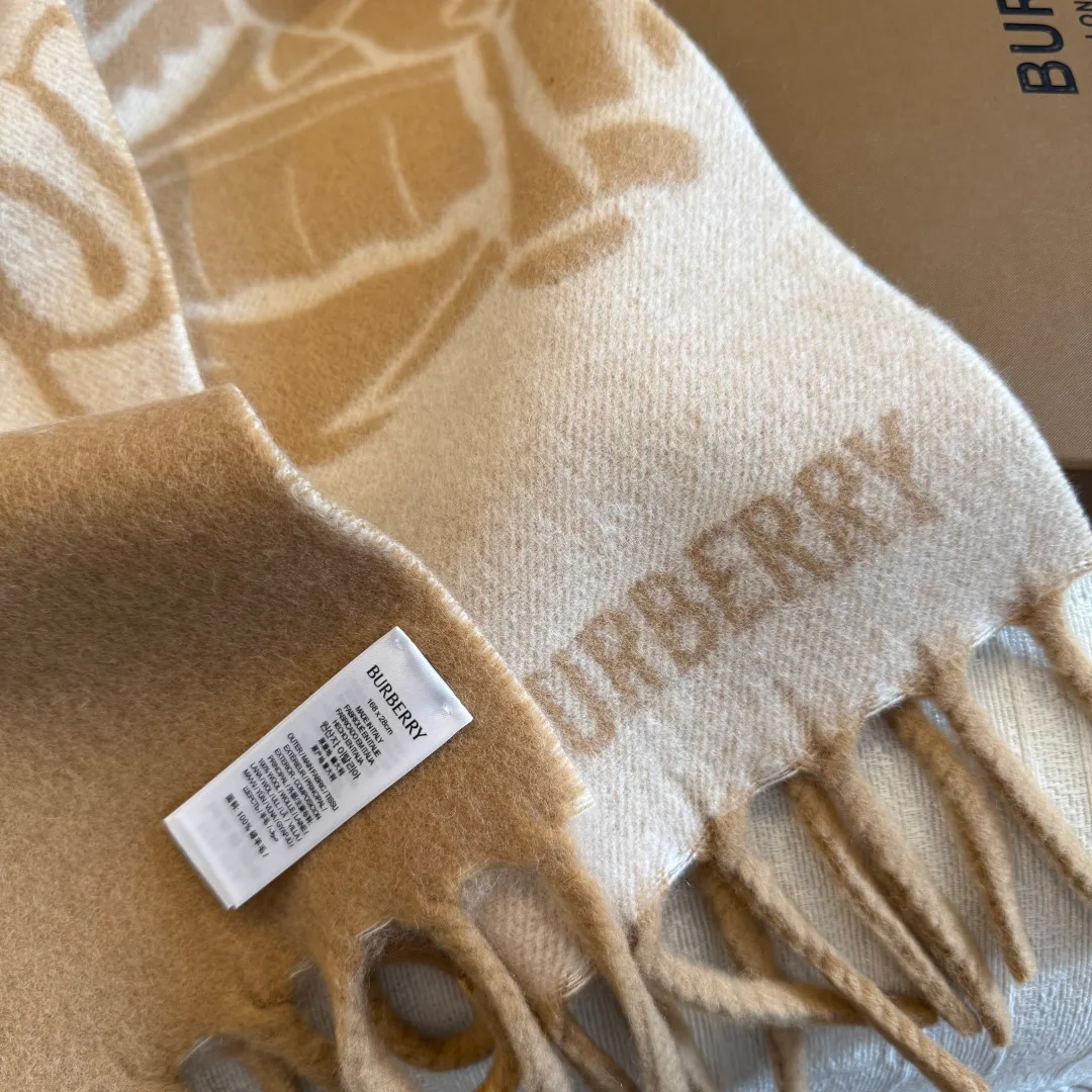 Scarves BURBERRY 18449895