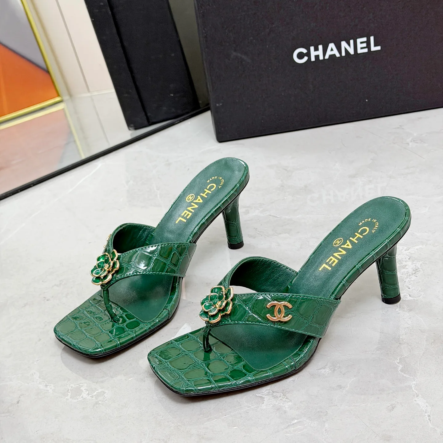 Women's Open-Toe Sandals CHANEL 17335024