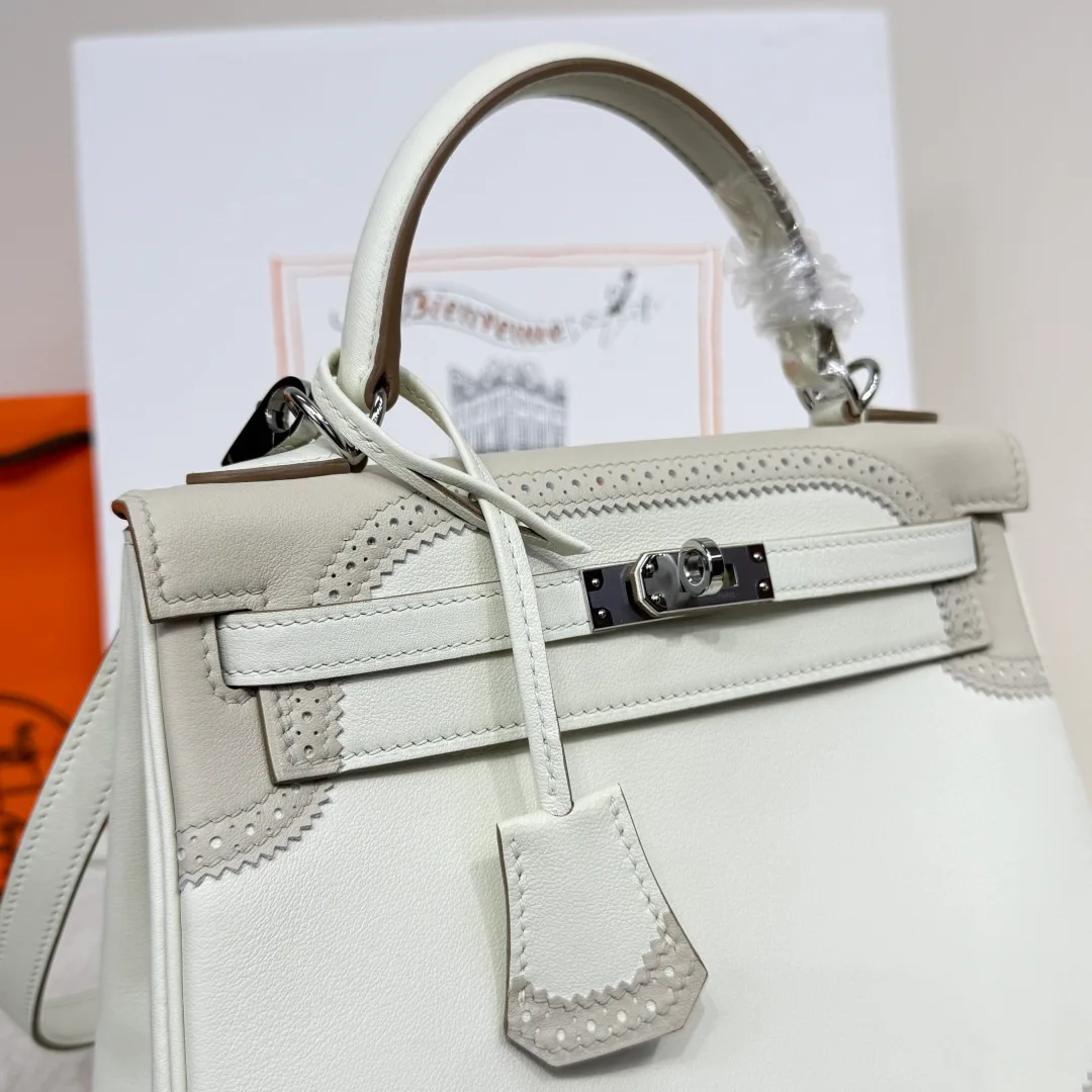 Women's Classic Handbags HERMES 18394544
