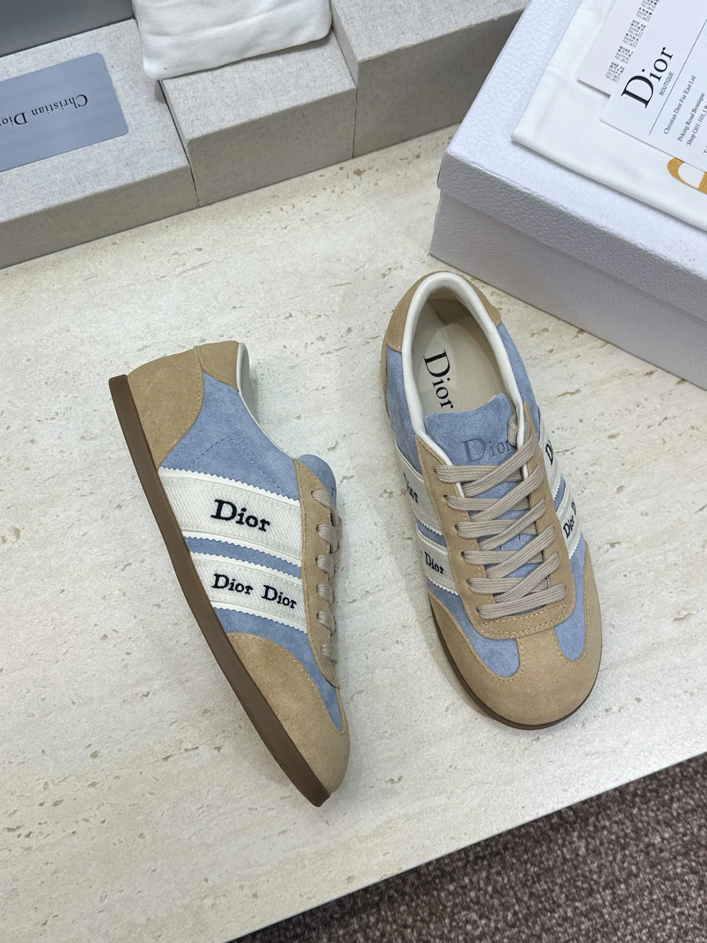 Women's Sneakers CHRISTIAN DIOR 17612349