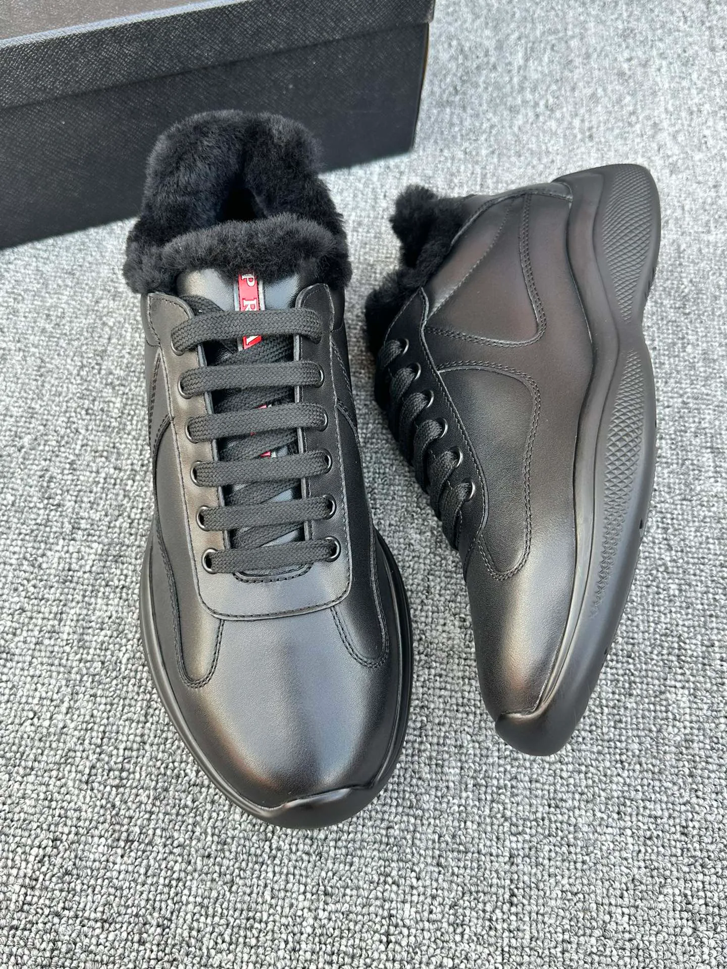 Men's Sneakers PRADA 17219252