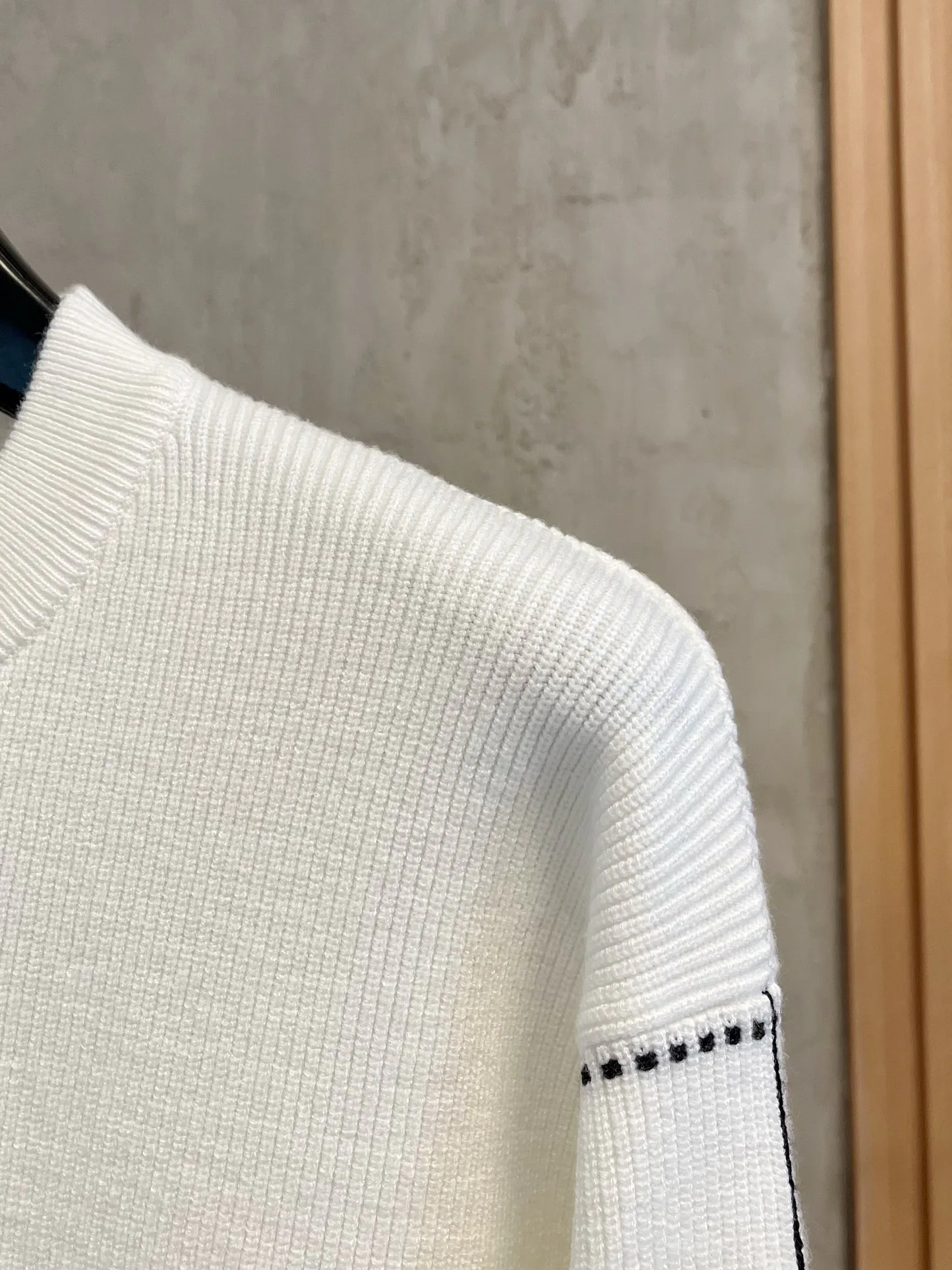 Men's Jumpers And Sweaters PRADA 18098182