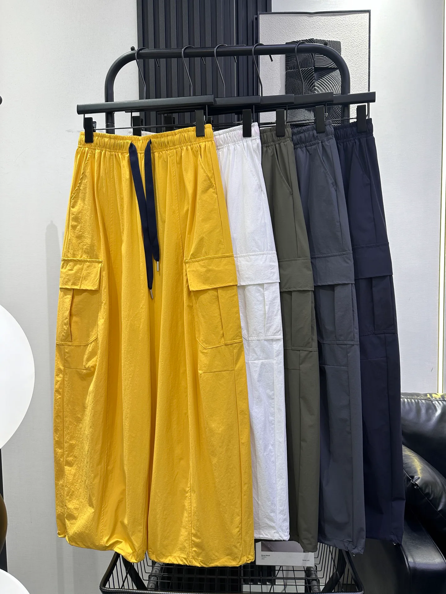 Men's Trousers BALENCIAGA 16986801