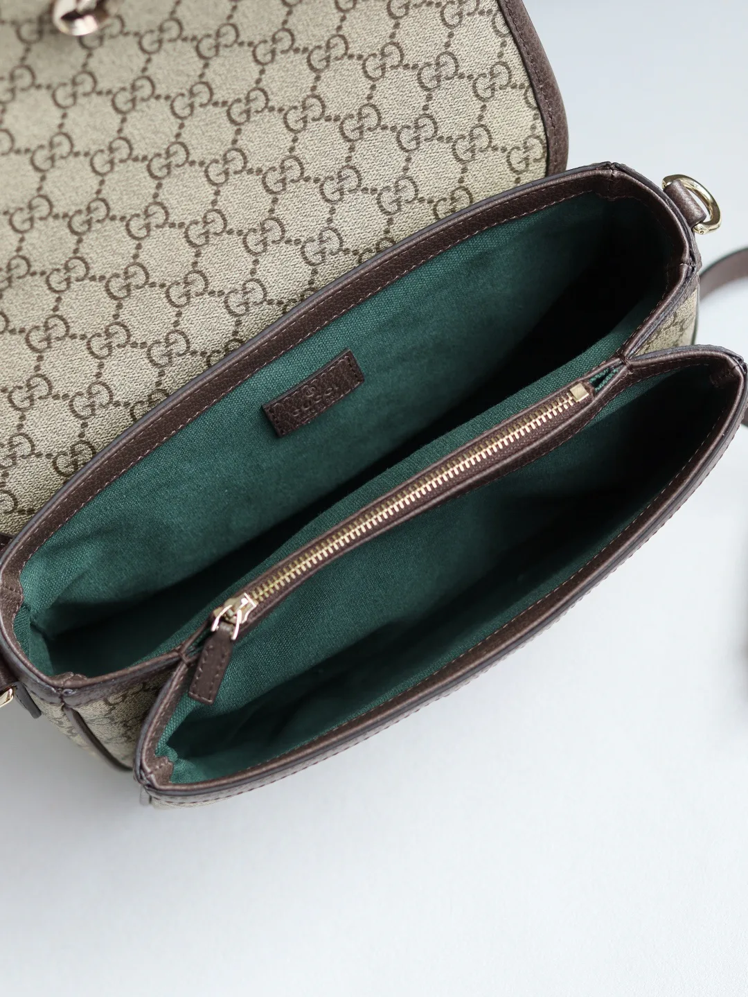 Классические Сумки Женские Gucci 18614517